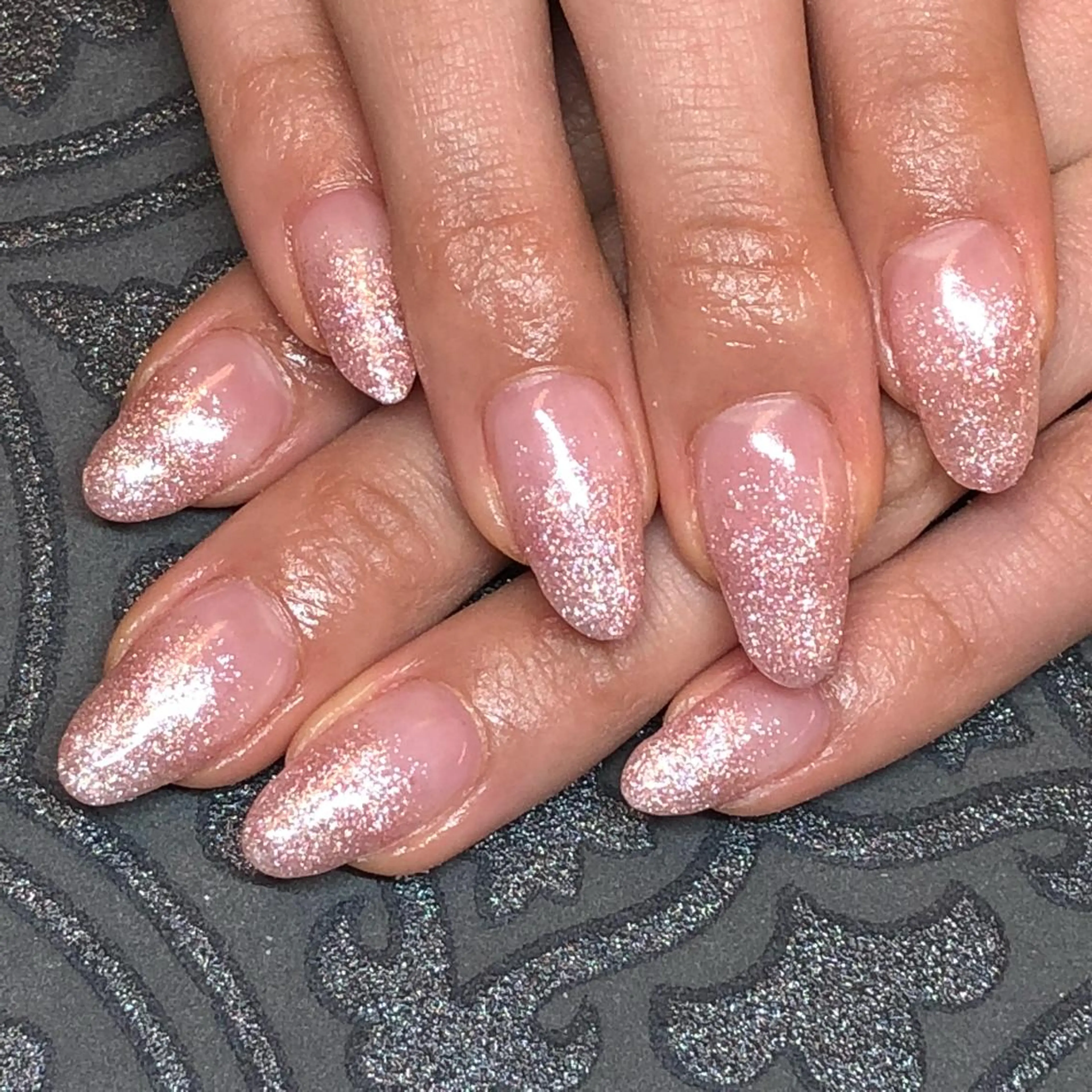 ネイル グラデーション ラメ(グリッター) ラメグラデーション KIREIE NAILSのネイルデザイン