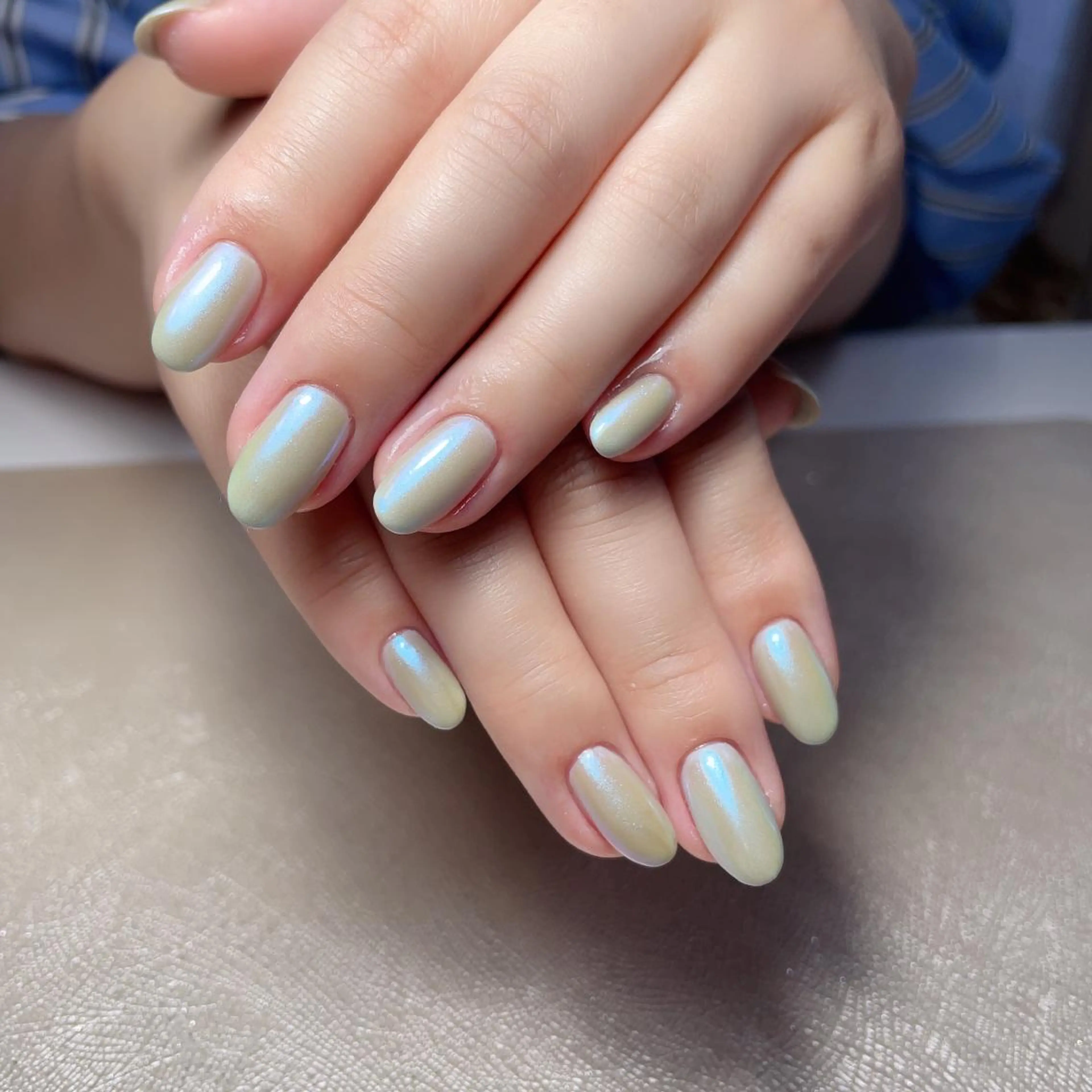 ネイル オーロラネイル 南野 由希のネイルデザイン