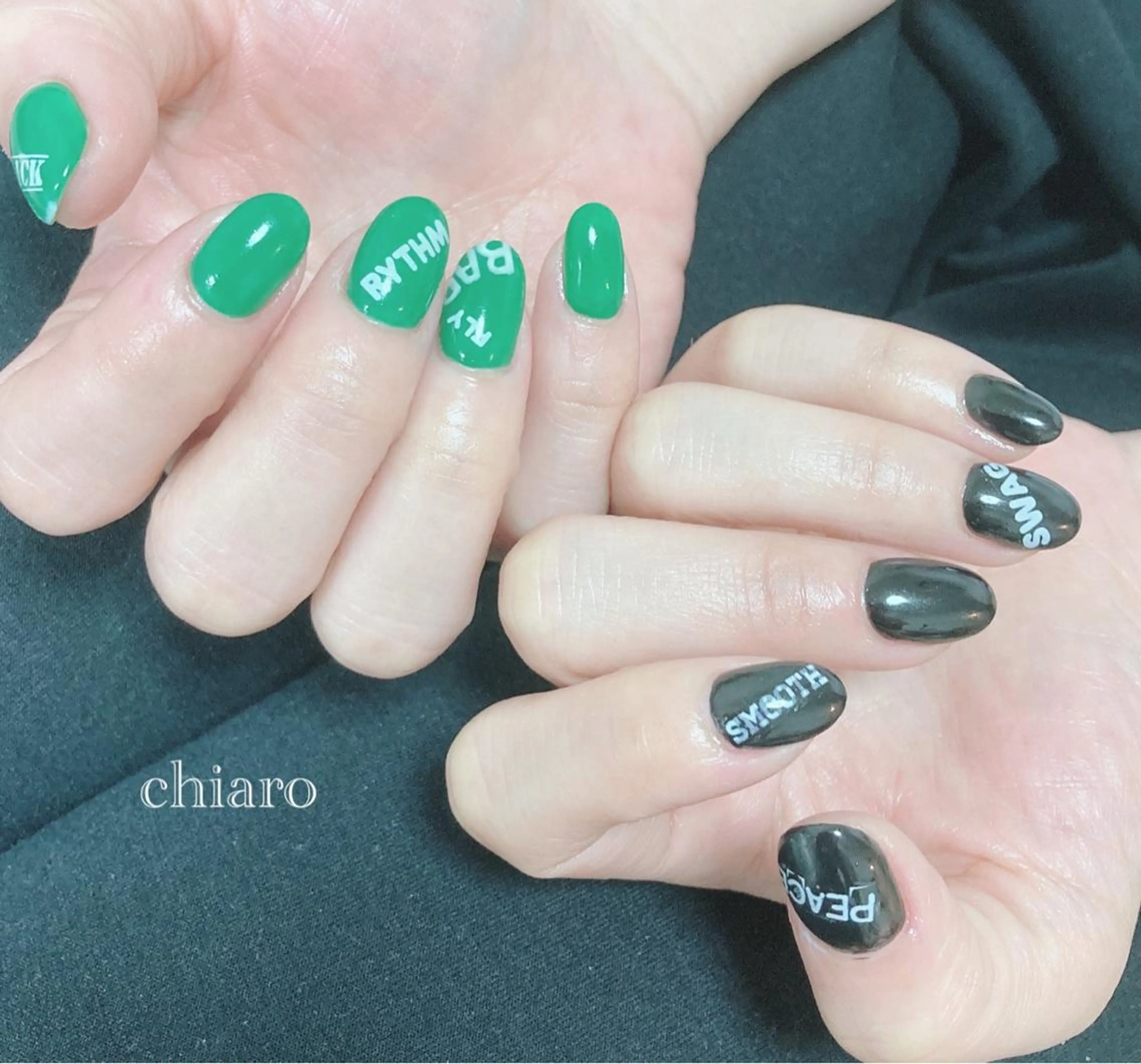 ネイル 神崎 千秋のネイルデザイン