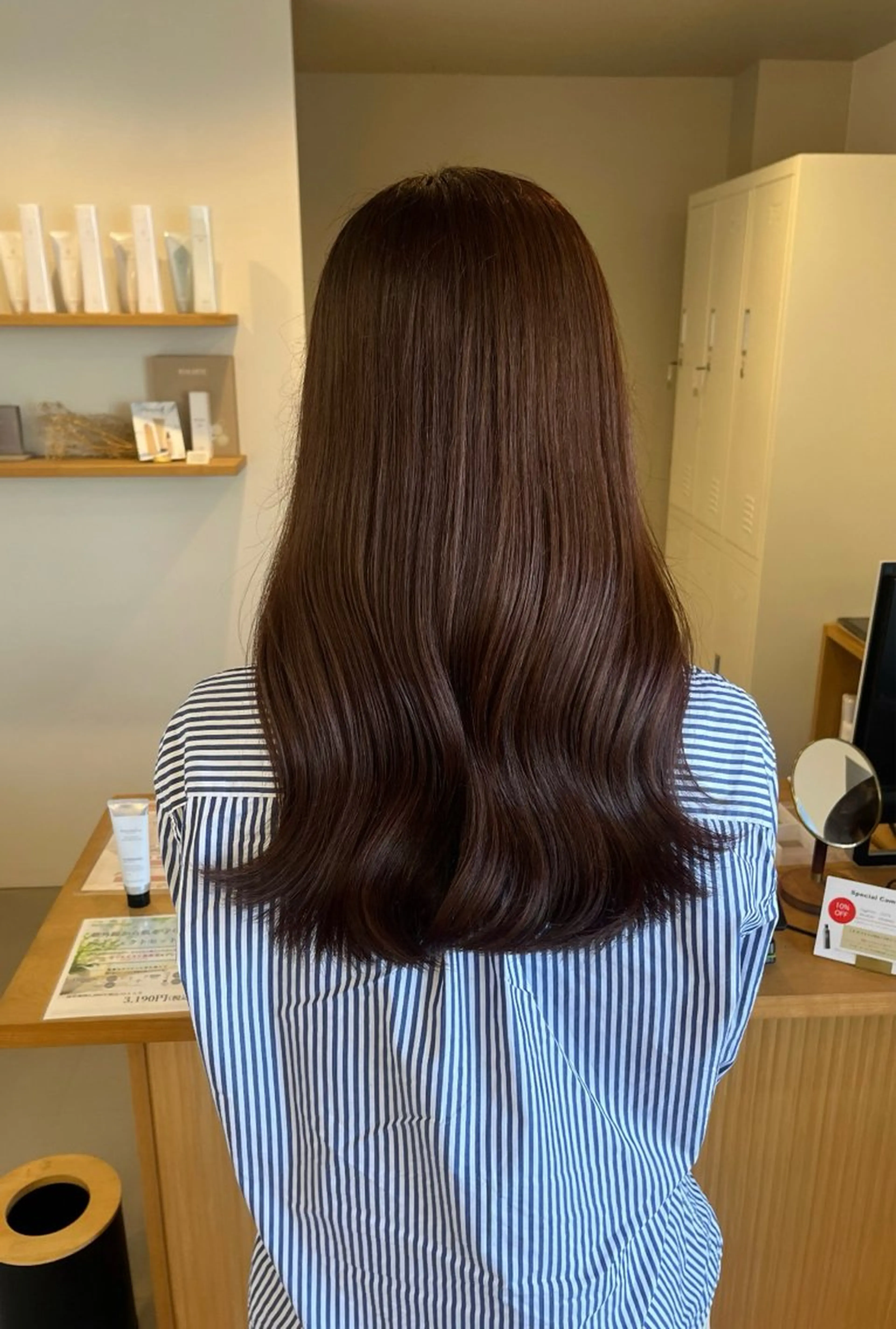 カラー 新美 あかねのヘアスタイル