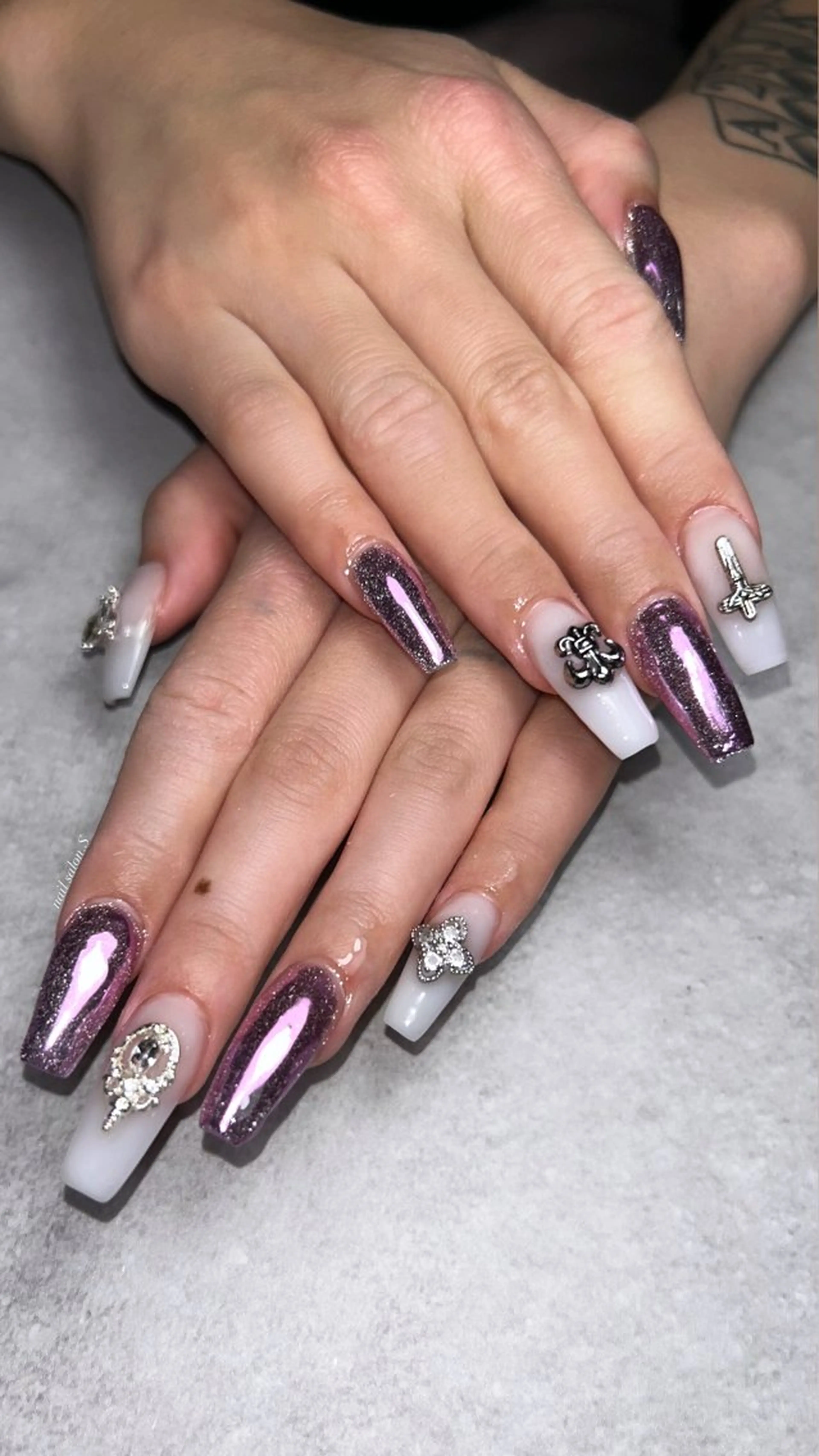 ネイル 長さ出し ハンドネイル 関山 志乃のネイルデザイン