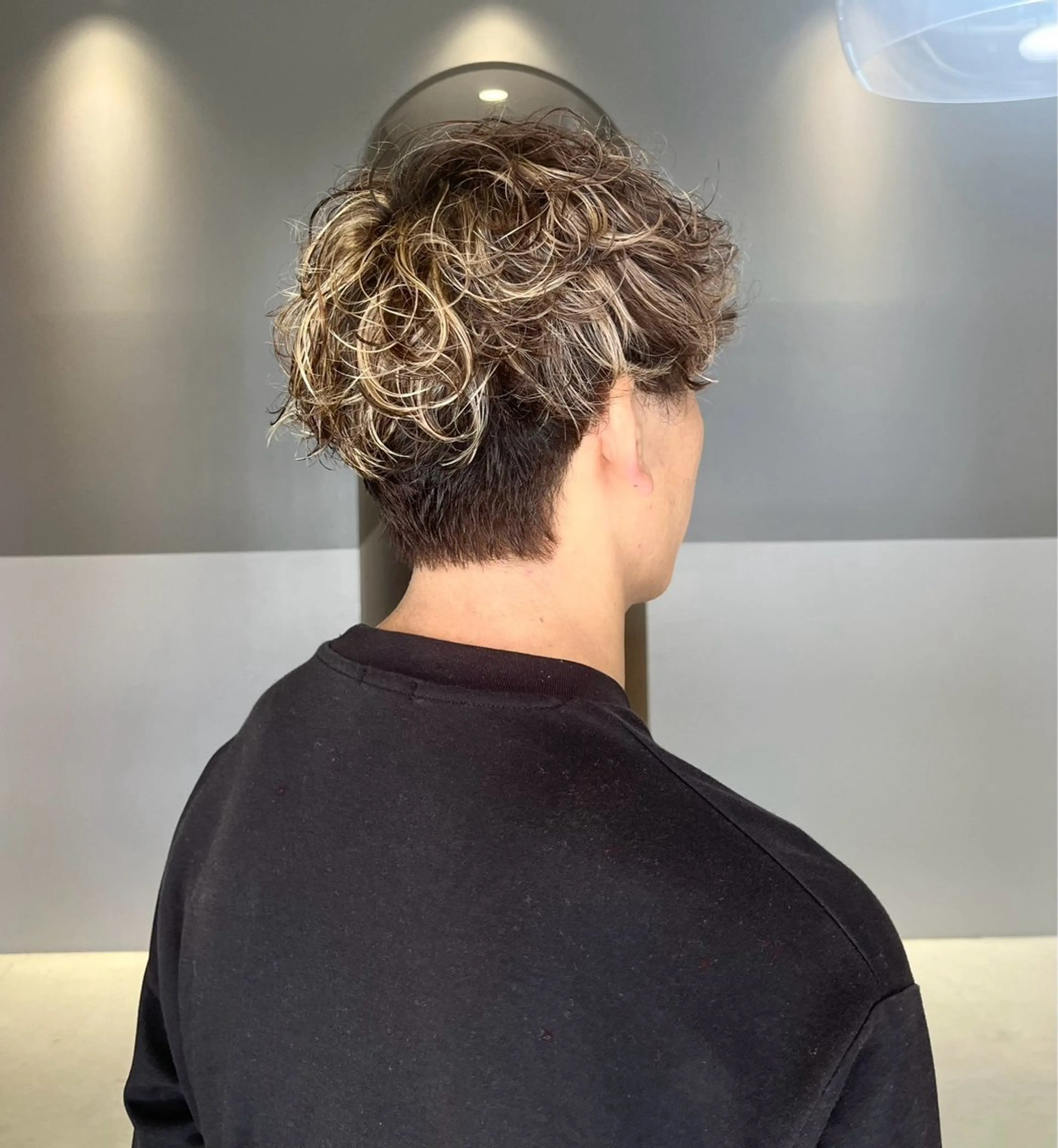 カラー メンズ ヘアカラー 石塚 健汰のヘアスタイル