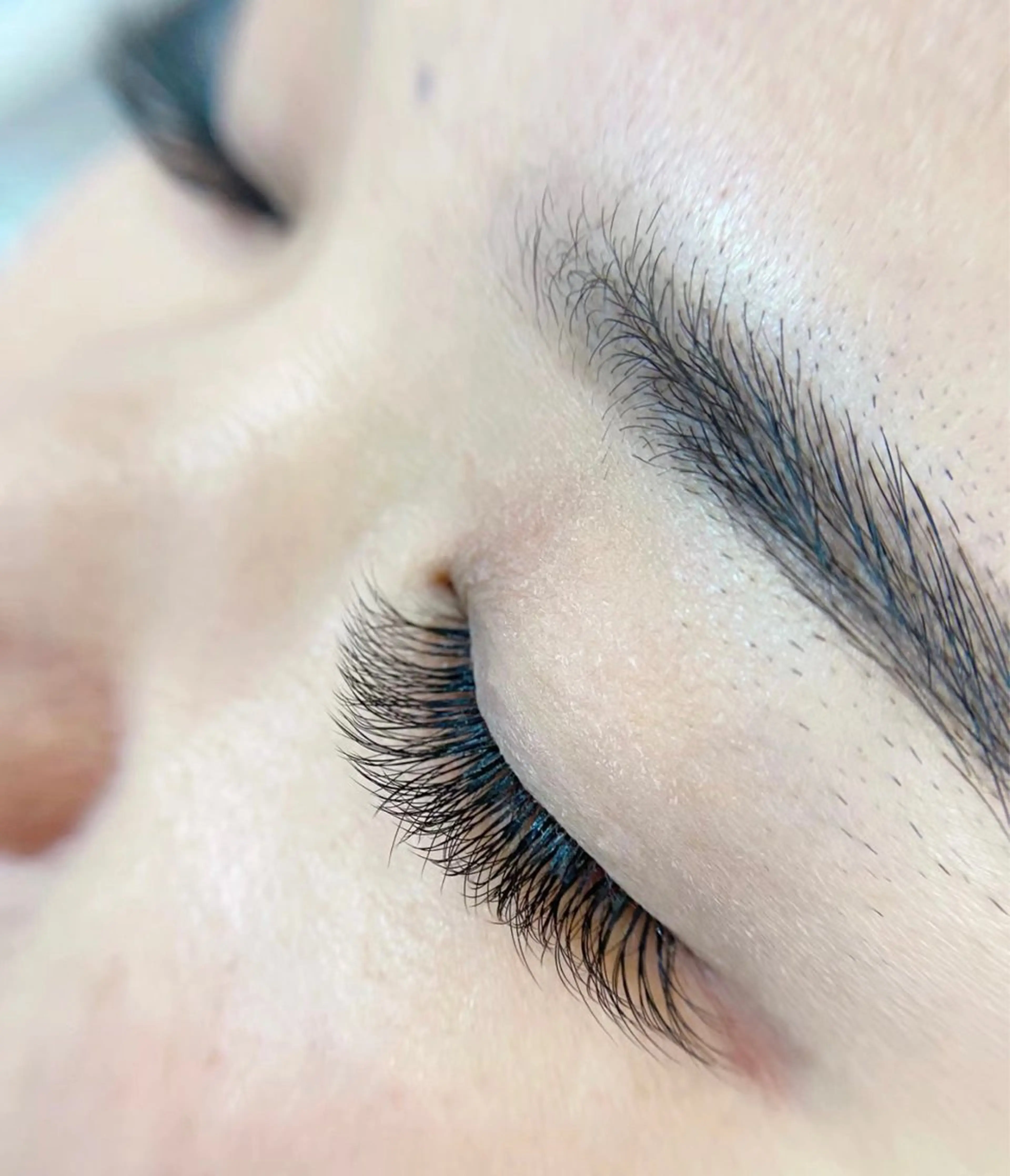 マツエク・マツパ 付け放題 バインドロック 束感まつ毛 フラットラッシュ ナチュラル ラッキーネイルサロン 西川口東口店のネイルデザイン