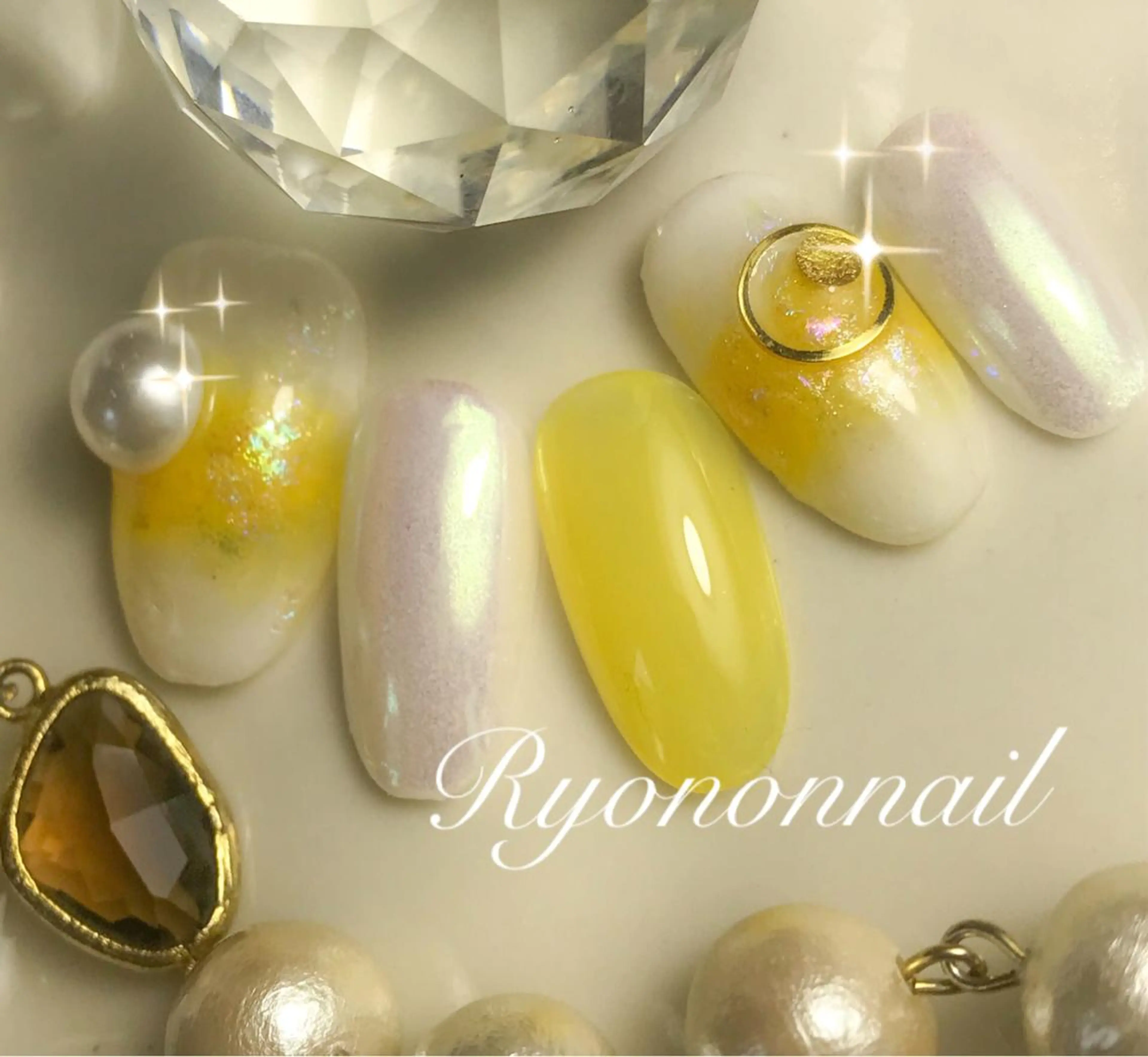 ネイル オーロラネイル Ryononnail 上谷典子のネイルデザイン