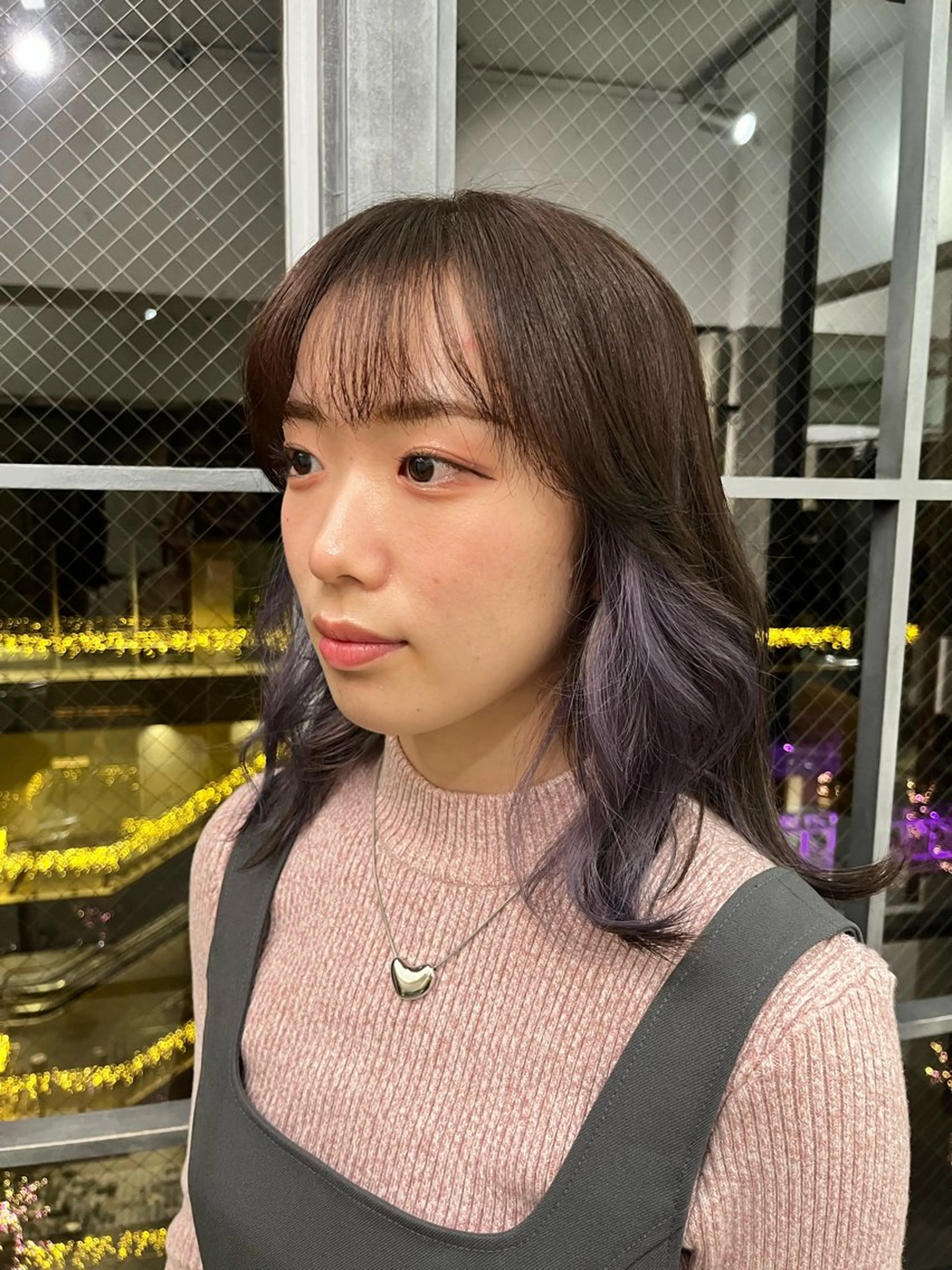 ミディアム カラー くすみカラー/海外 レイヤー/ ローレンのヘアスタイル