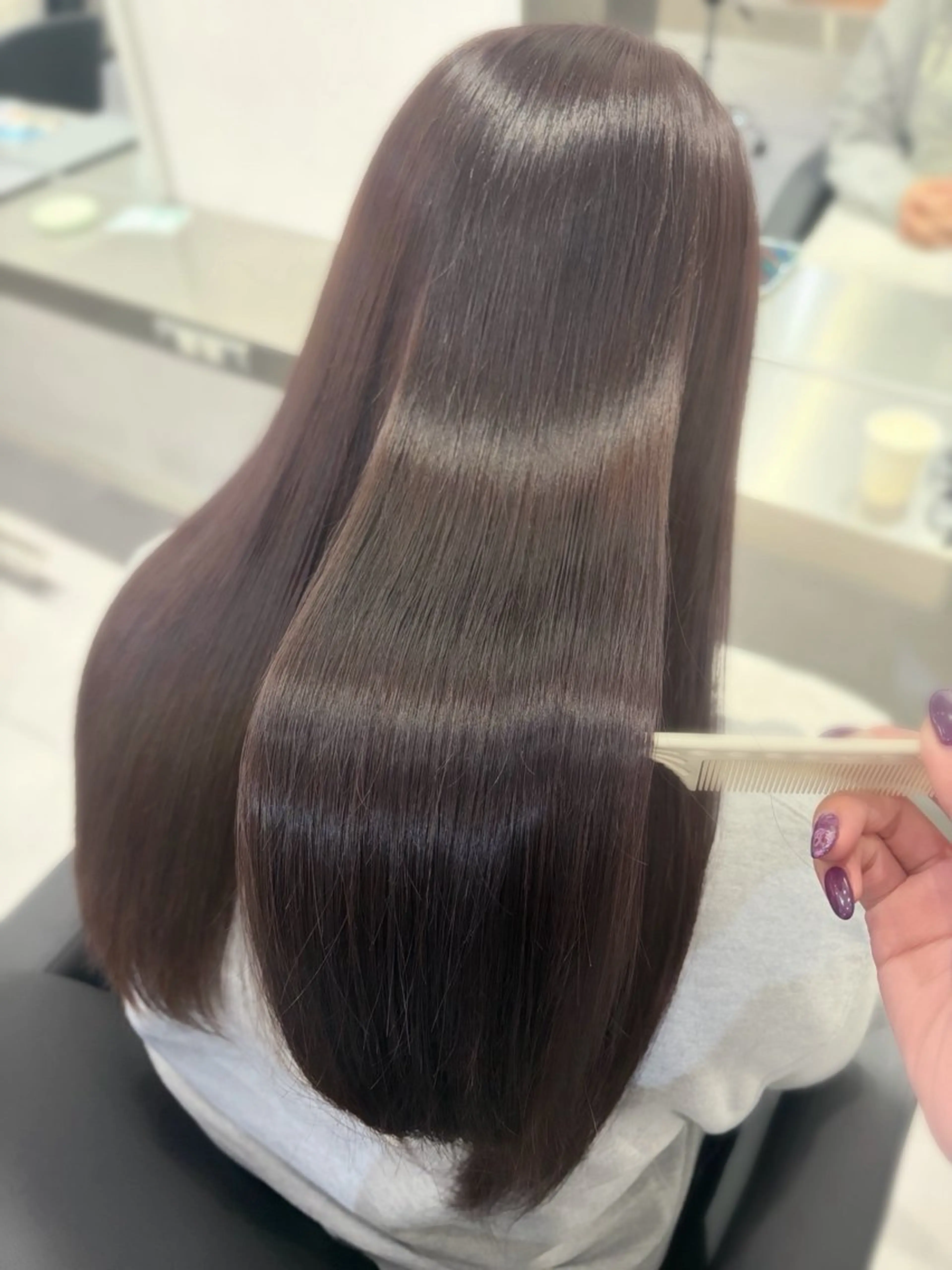 ロング ヘアカラー 縮毛矯正 🫧縮毛矯正支持率 No.1 ほのか🫧のヘアスタイル