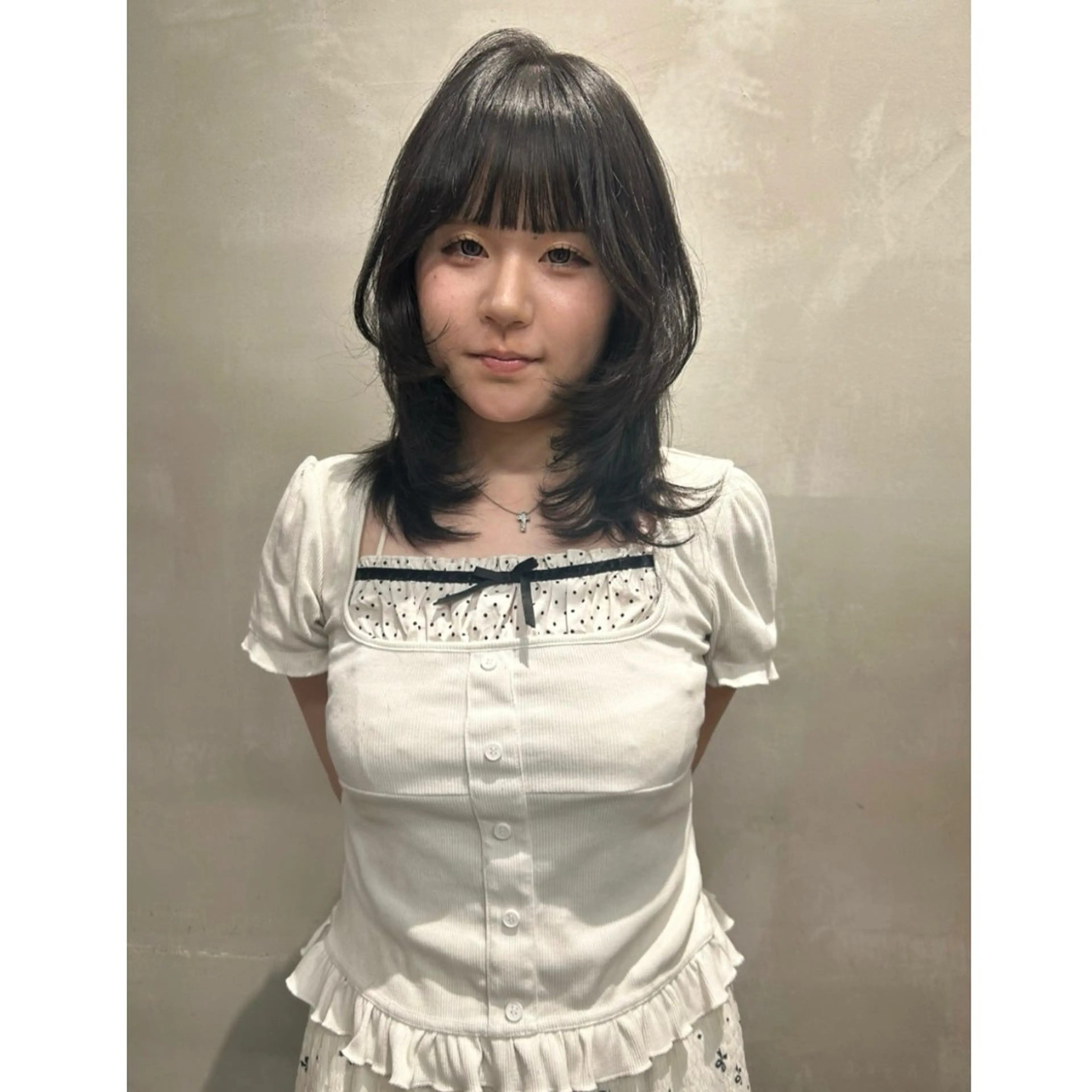 ミディアム カエデ🐬 カットカラーモデルのヘアスタイル