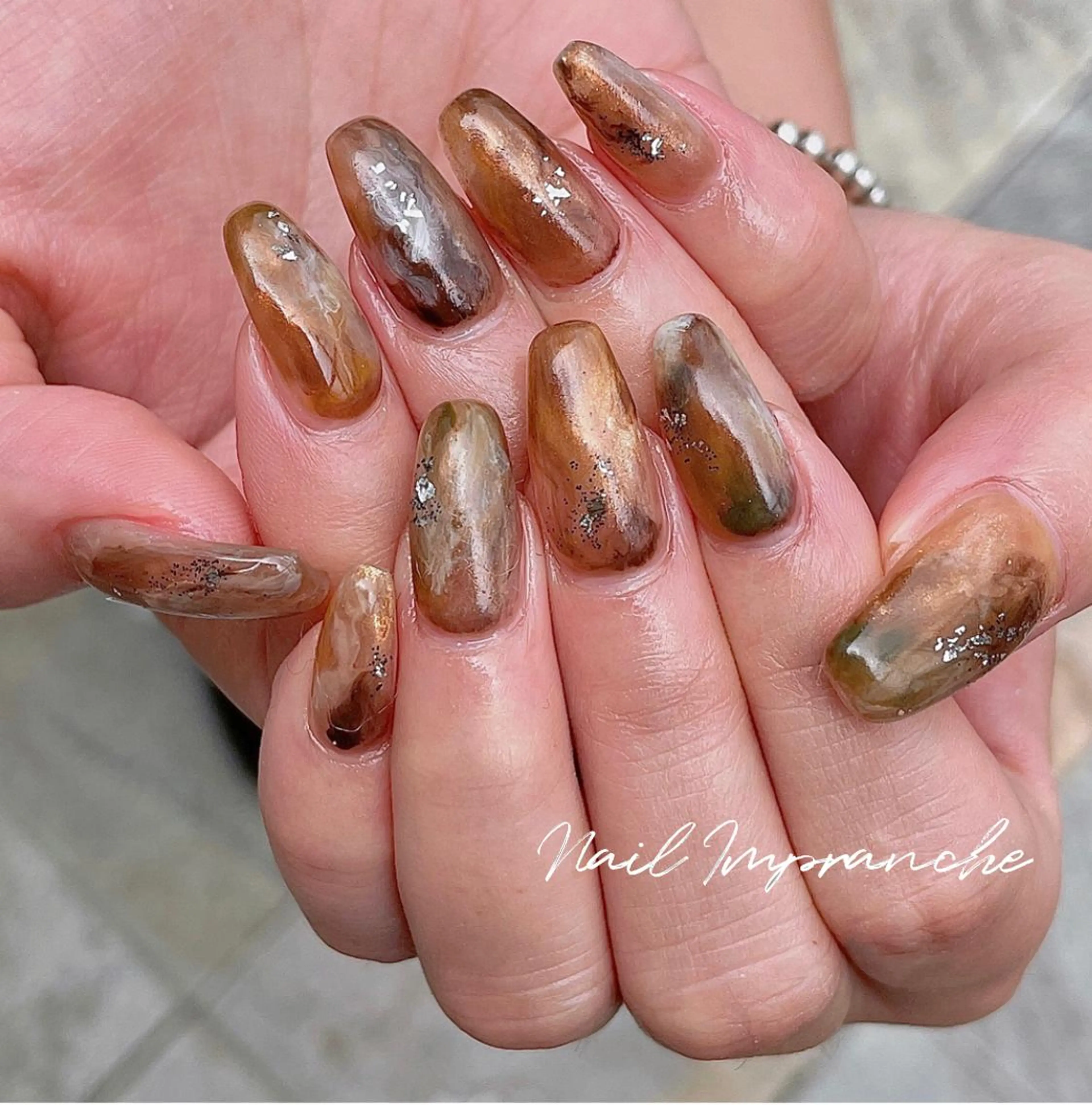 カラー ヘアアレンジ ネイル マツエク・マツパ ミラーネイル ニュアンスネイル ハンドネイル 松井 亜由美のネイルデザイン