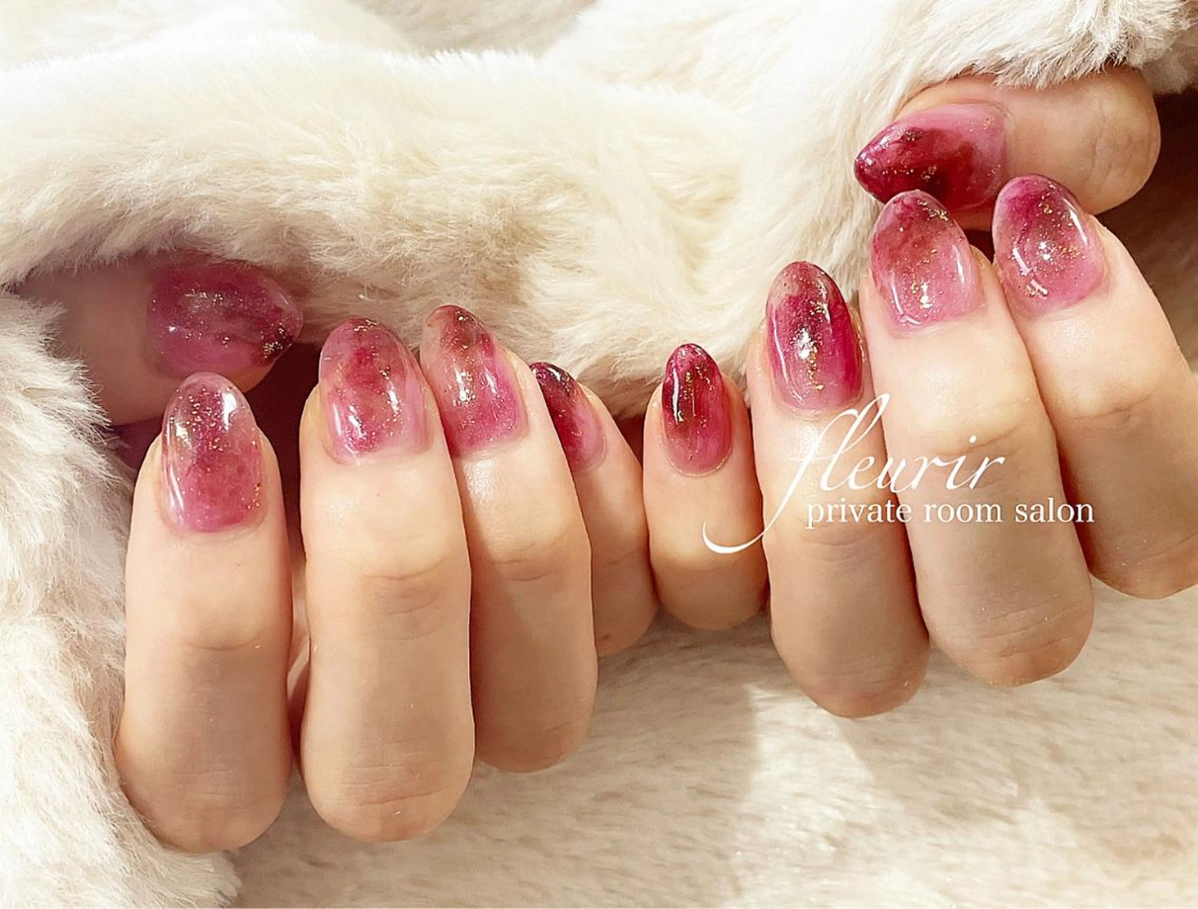 ネイル ゴールド ラメ(グリッター) フルリール 【プライベートサロンのネイルデザイン