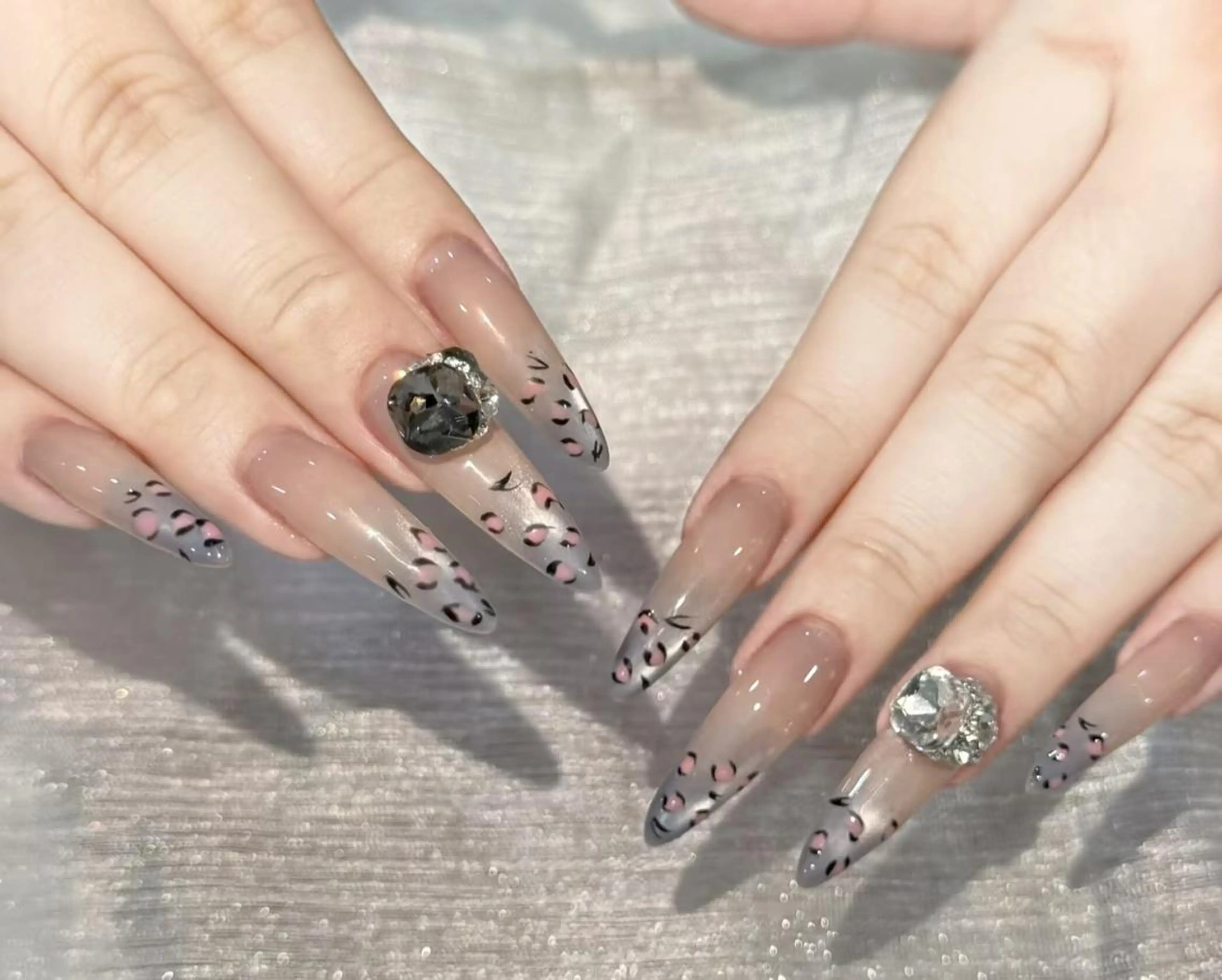 ネイル ハンドネイル ハンドケア 🍑 momo_nailのネイルデザイン