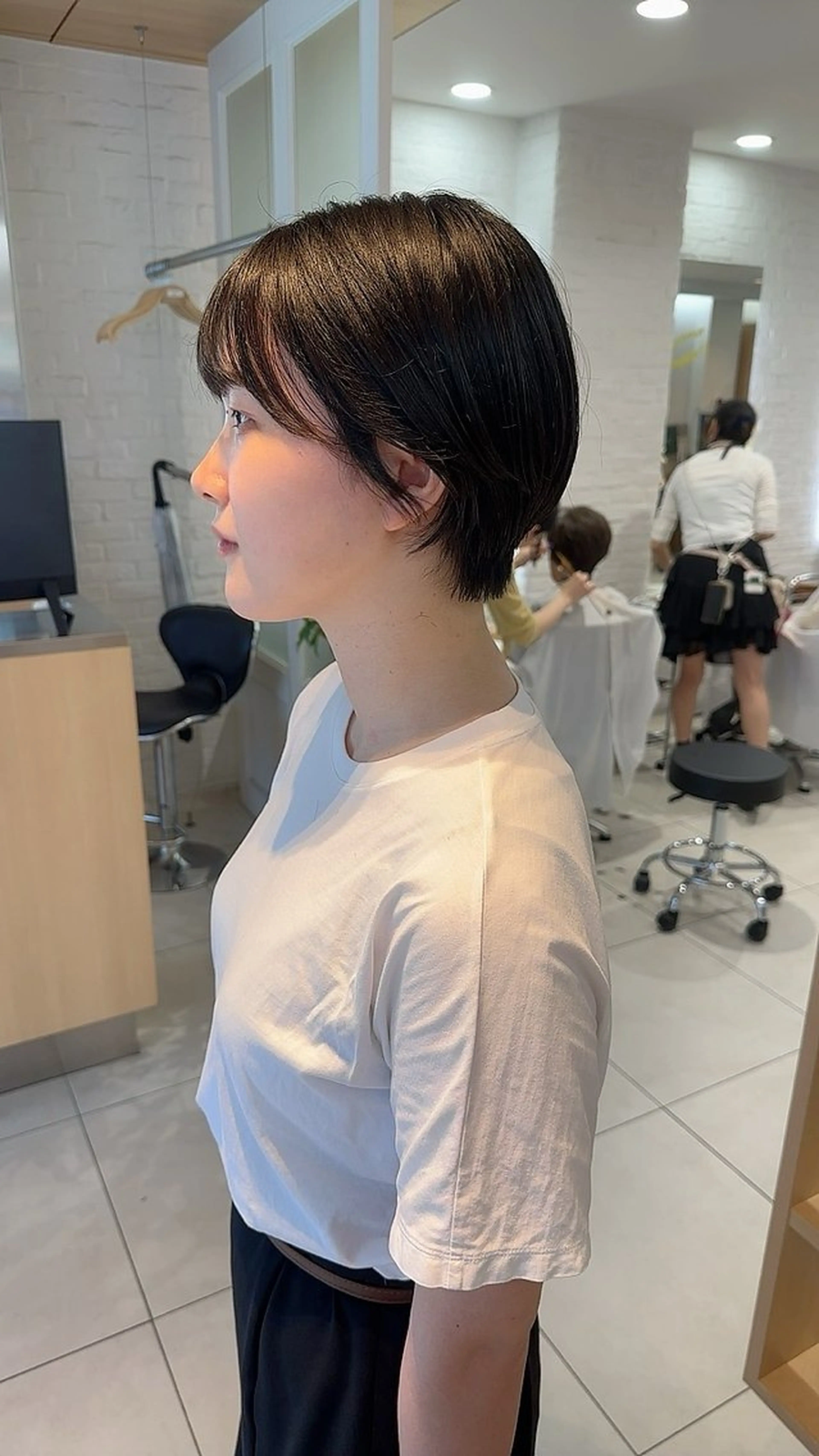 ショート 顔まわりレイヤー レイヤーカット ショートヘア カット ヘアカラー トリートメント 山下恋佳/矢場町/ ブリーチ/ショートのヘアスタイル