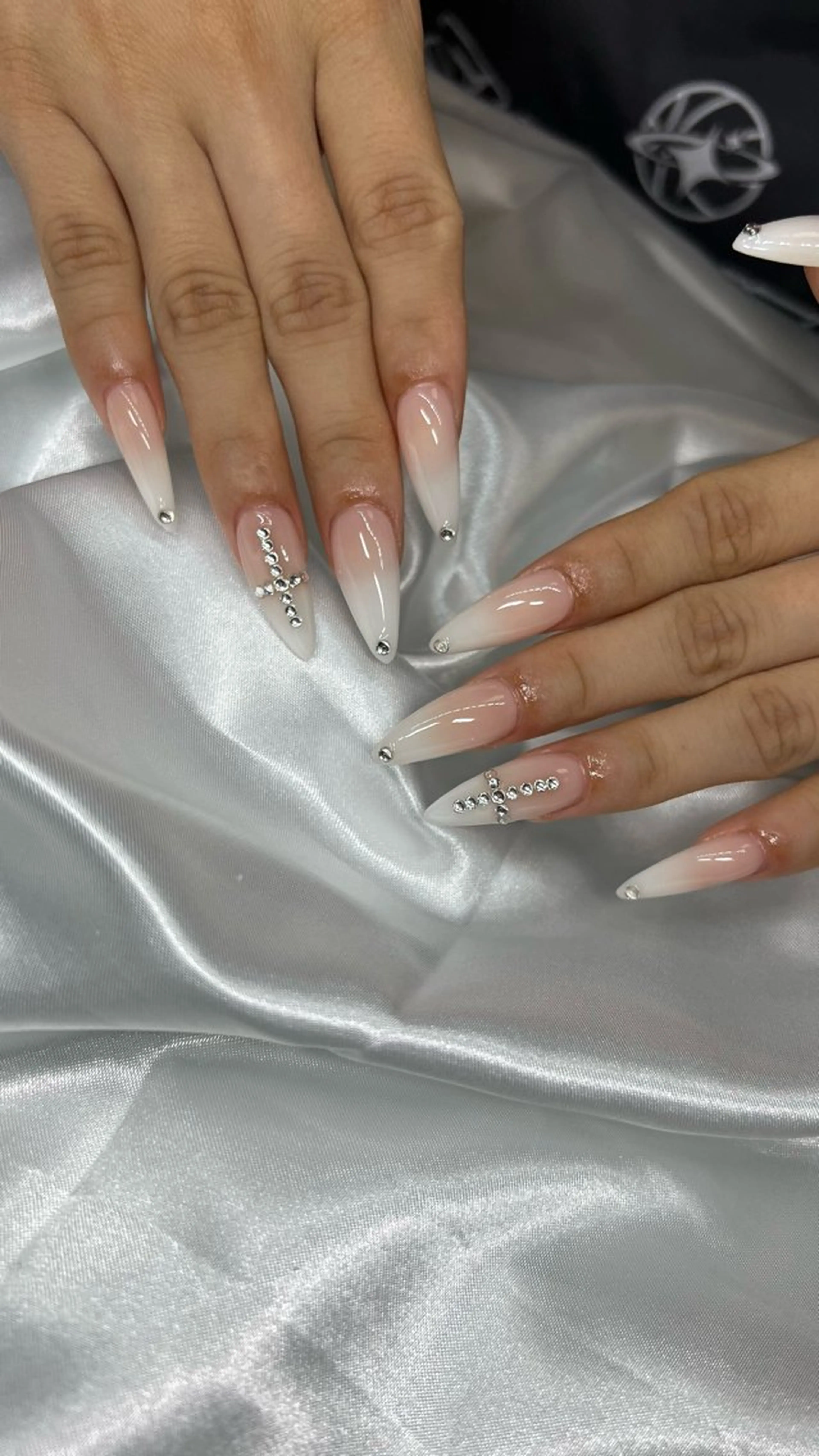 ネイル 𝐧𝐚𝐢𝐥 𝐌𝐢𝐖𝐢𝐢のネイルデザイン