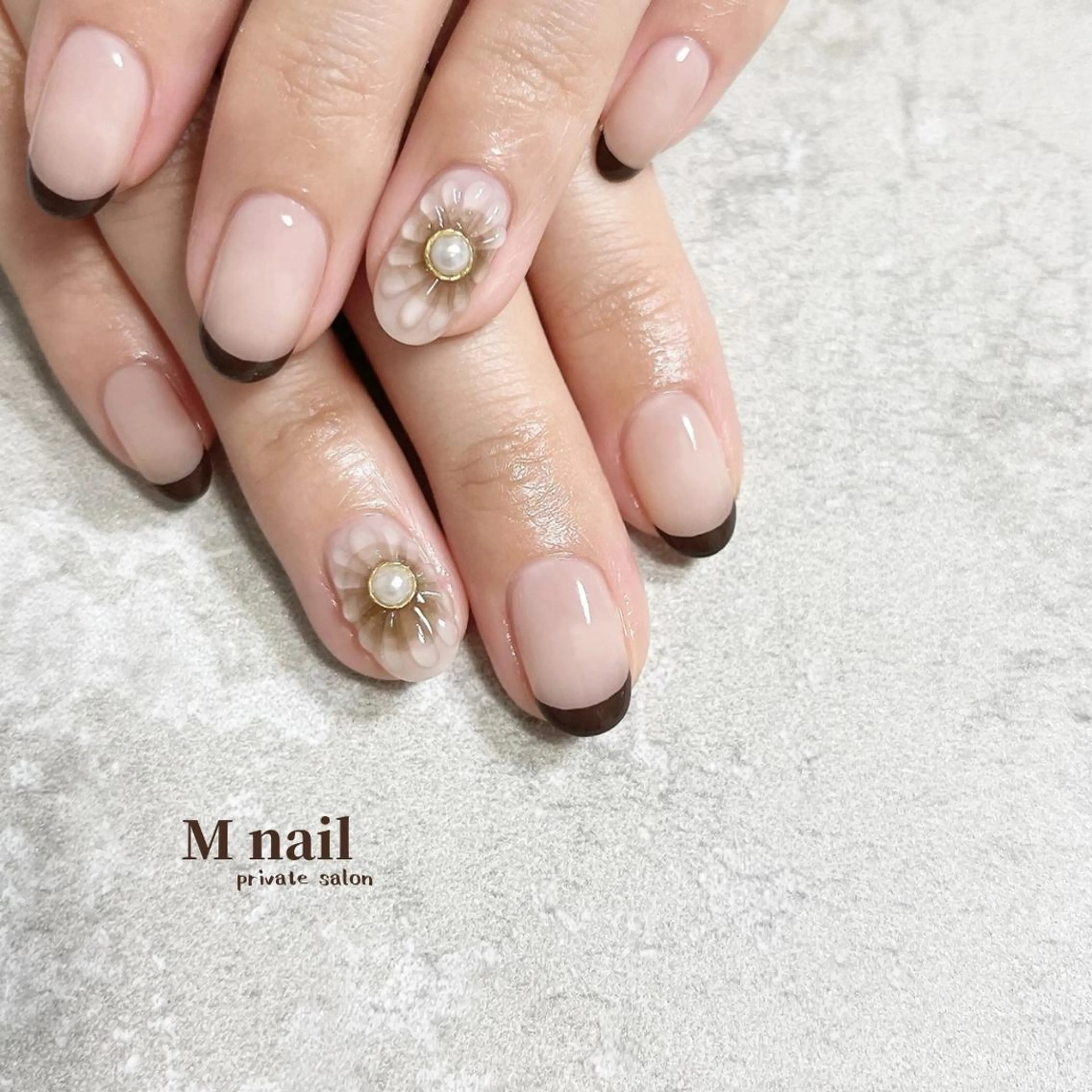ネイル ブラウン 持ち込み ぷっくりネイル ハンドネイル M nailのネイルデザイン