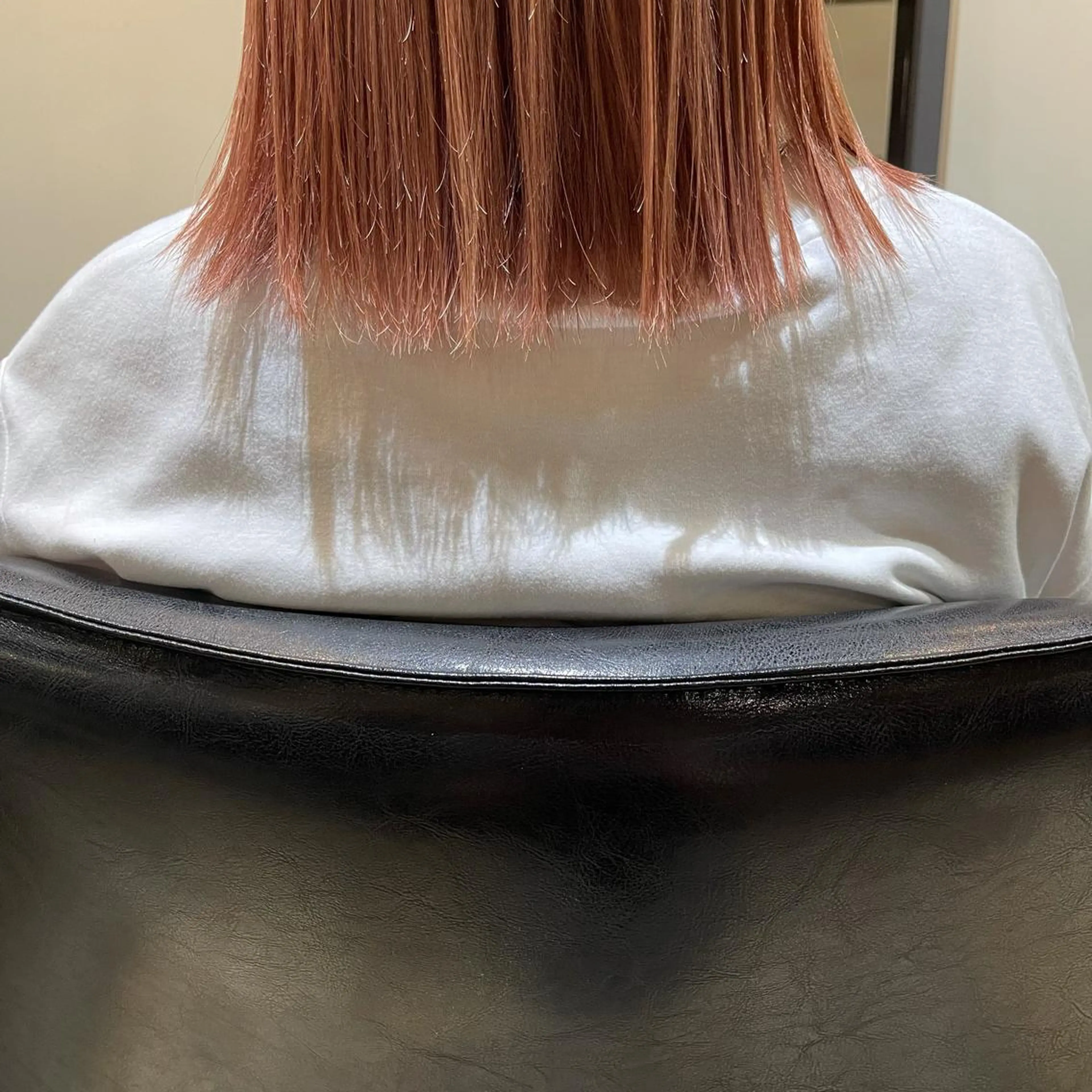 ミディアム カラー UMEDA FIGAROのヘアスタイル