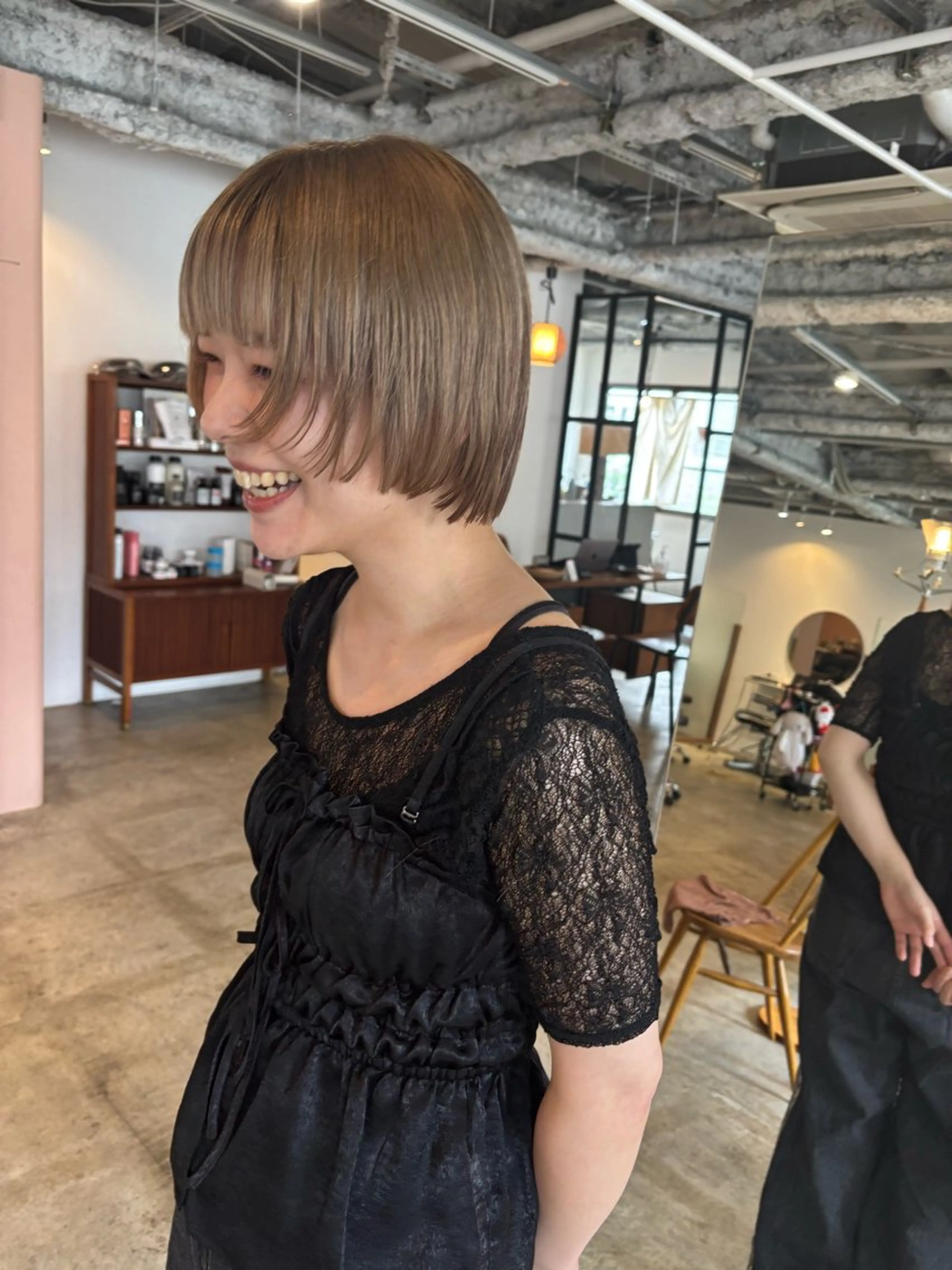 ショート カラー カット ヘアカラー トリートメント Hayashi Shioriのヘアスタイル