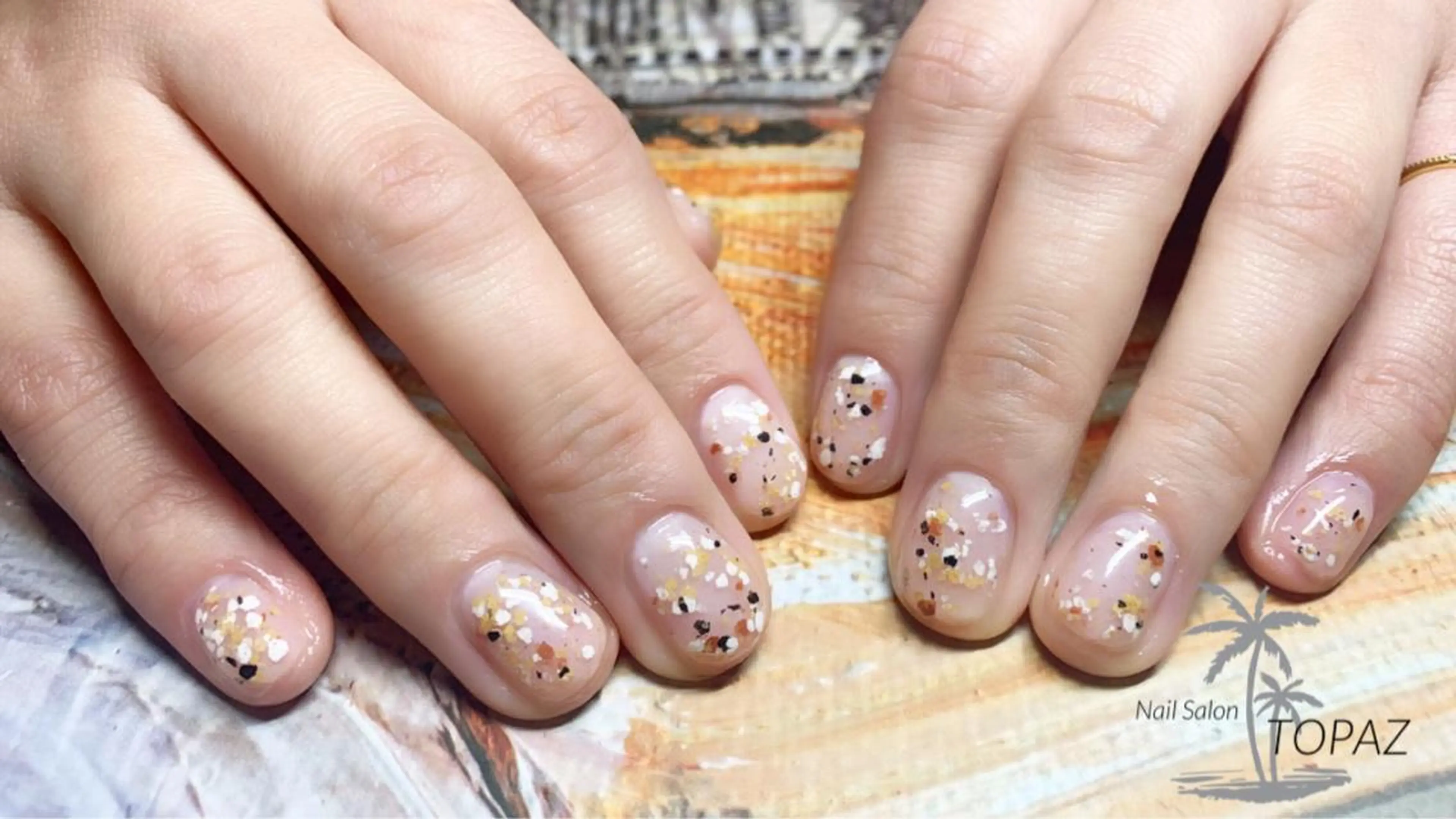 ネイル ワンカラーネイル TOPAZ Ayumiのネイルデザイン