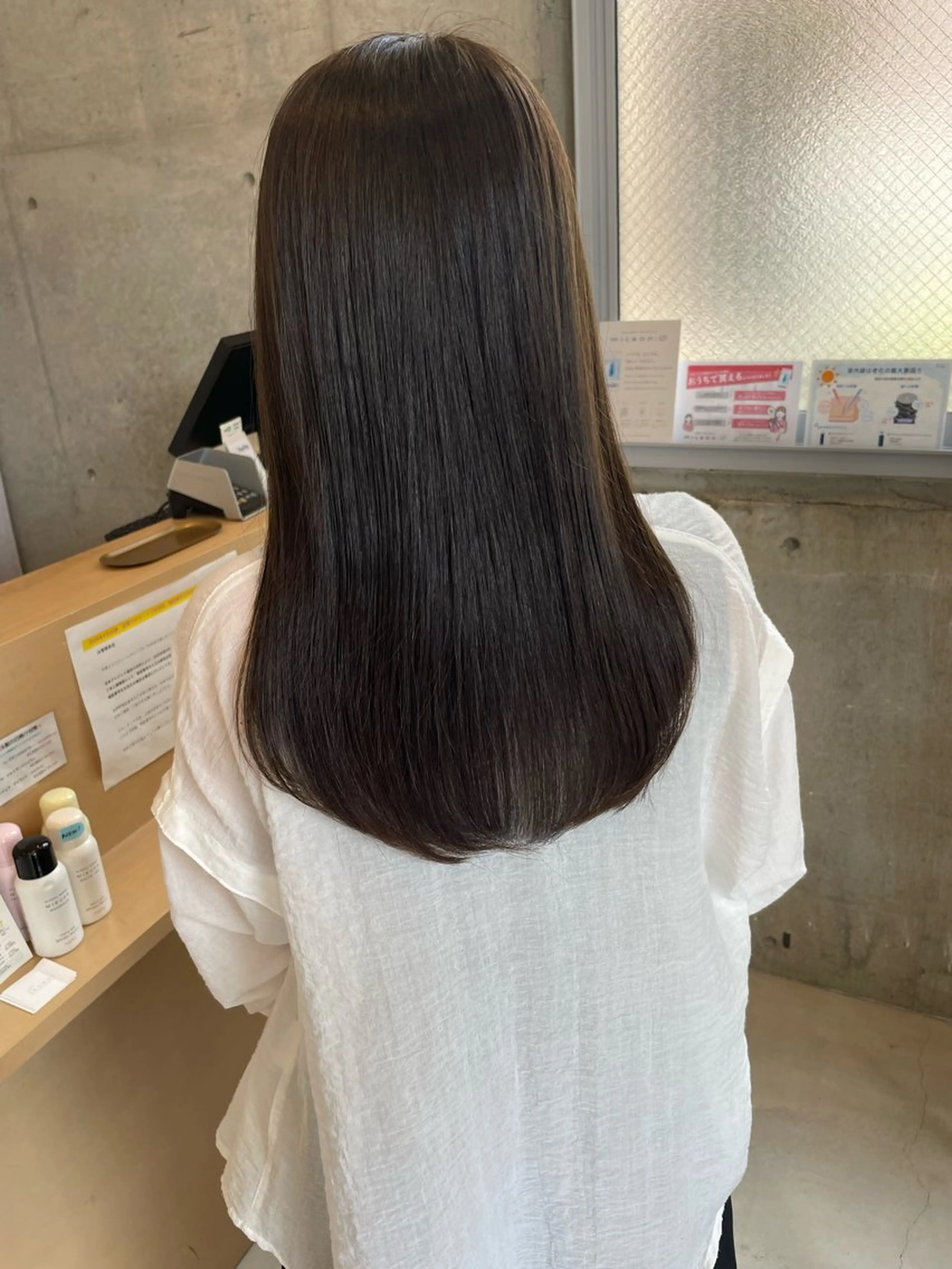 セミロング 柔らかブラウン/栄/ tomitaのヘアスタイル