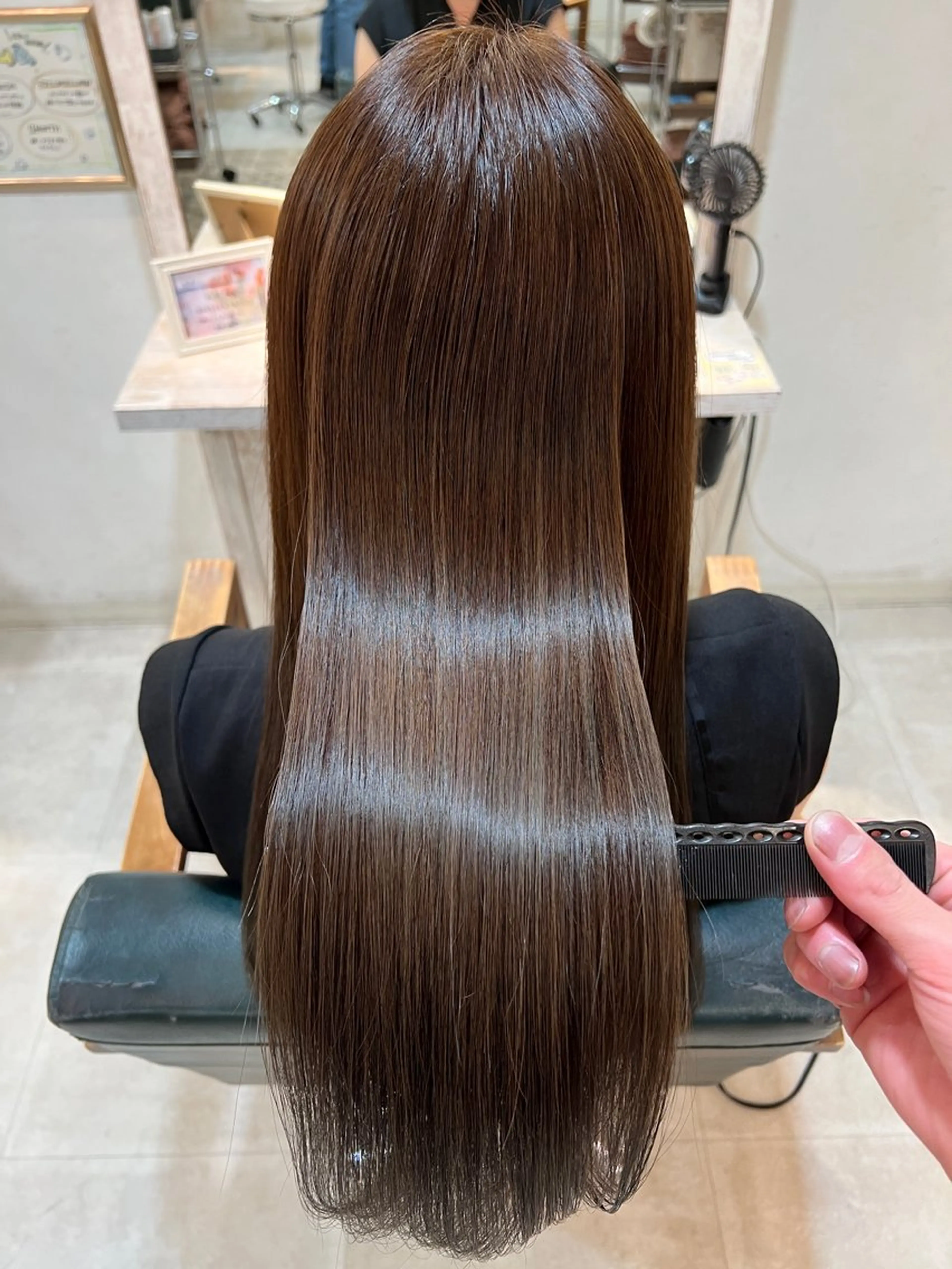 ロング ☘️髪質改善縮毛 ☘️大人ショートのヘアスタイル