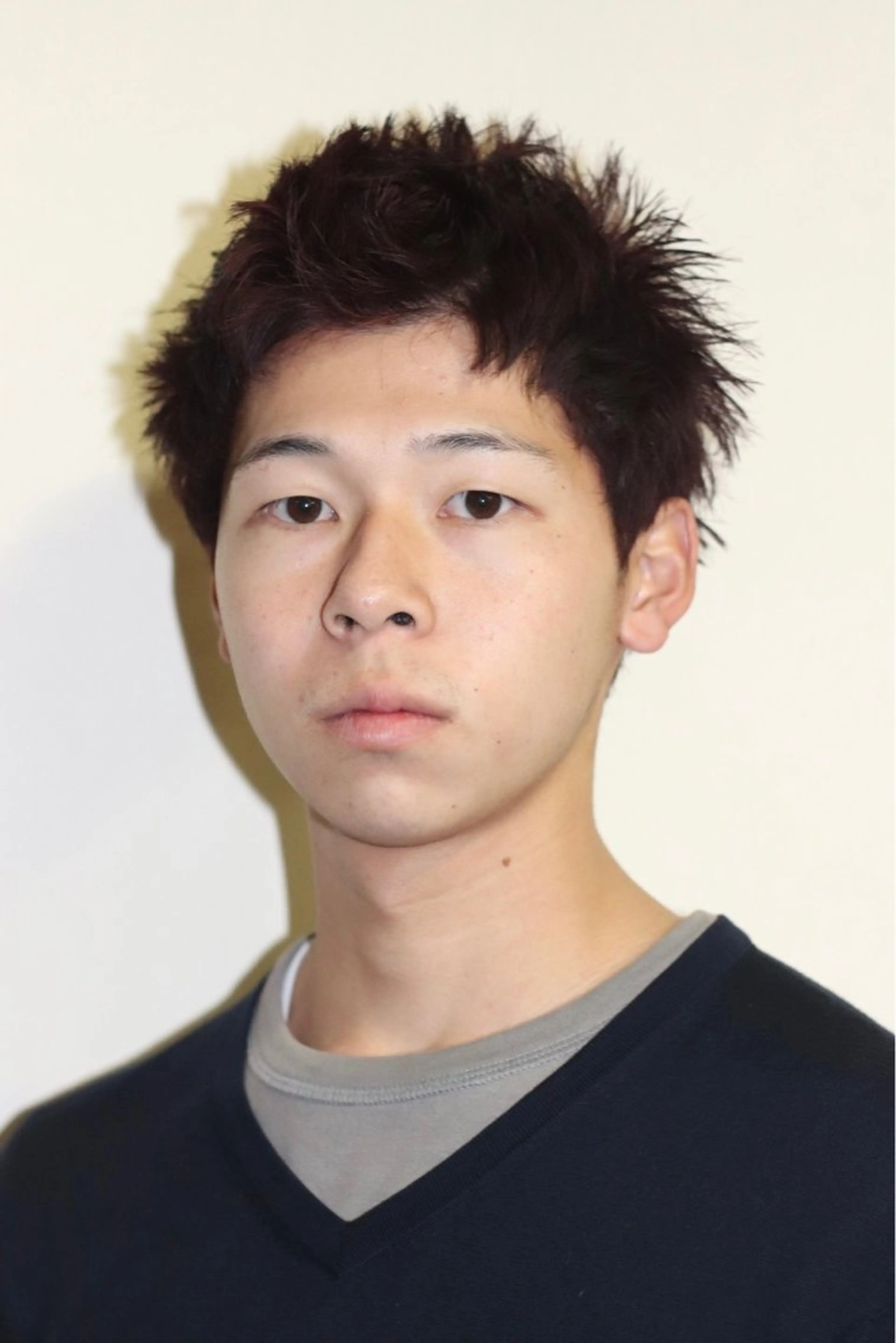 ショート カラー メンズ メンズブリーチ メンズベリーショート ベリーショート ブリーチ ブラウンカラー 浅岡 昭汰のヘアスタイル