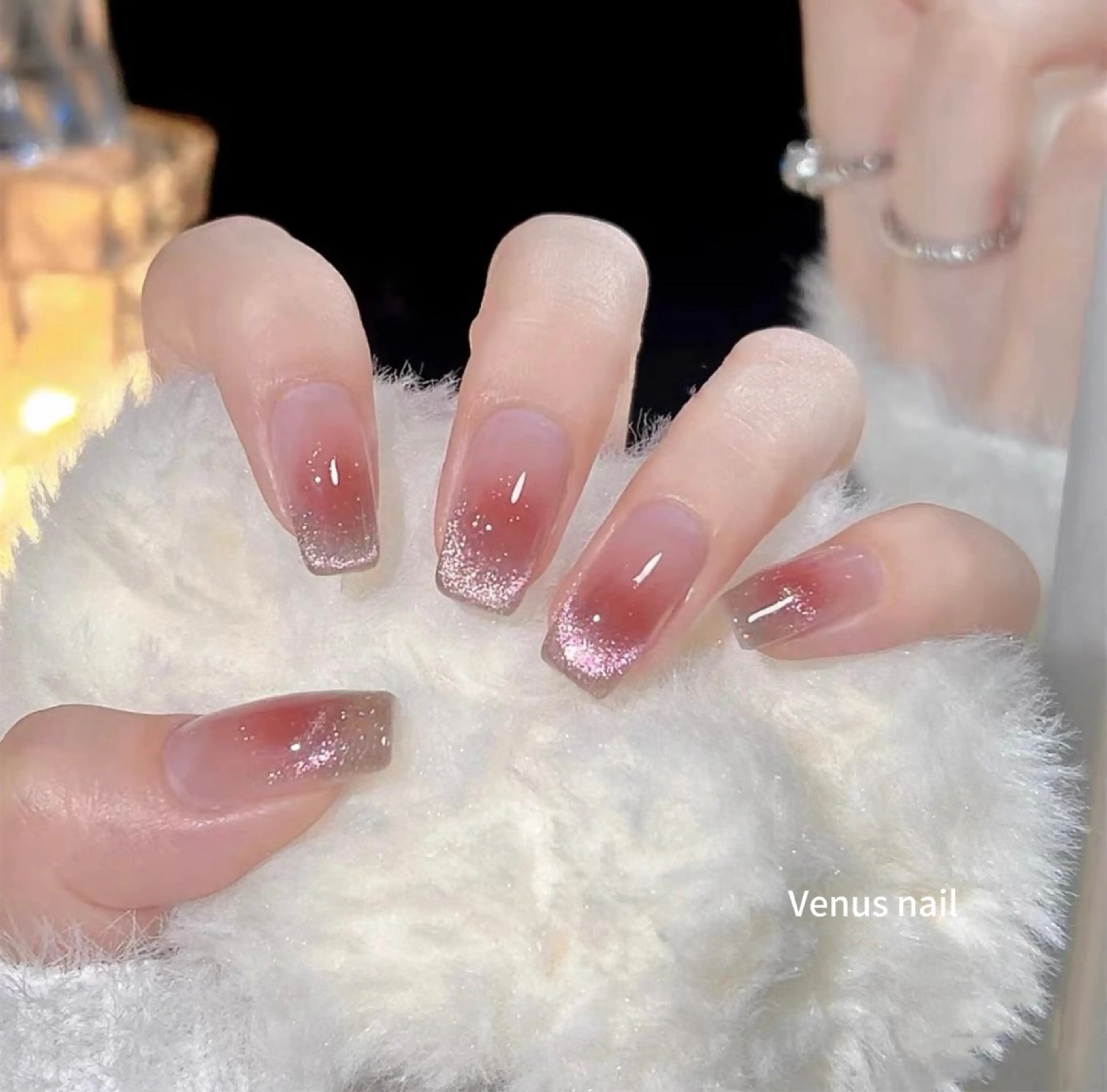 ネイル フレンチネイル ガーリー ガラスフレンチ 韓国ネイル ロングネイル ハンドネイル Venus nail チップ長さだし専門店のネイルデザイン