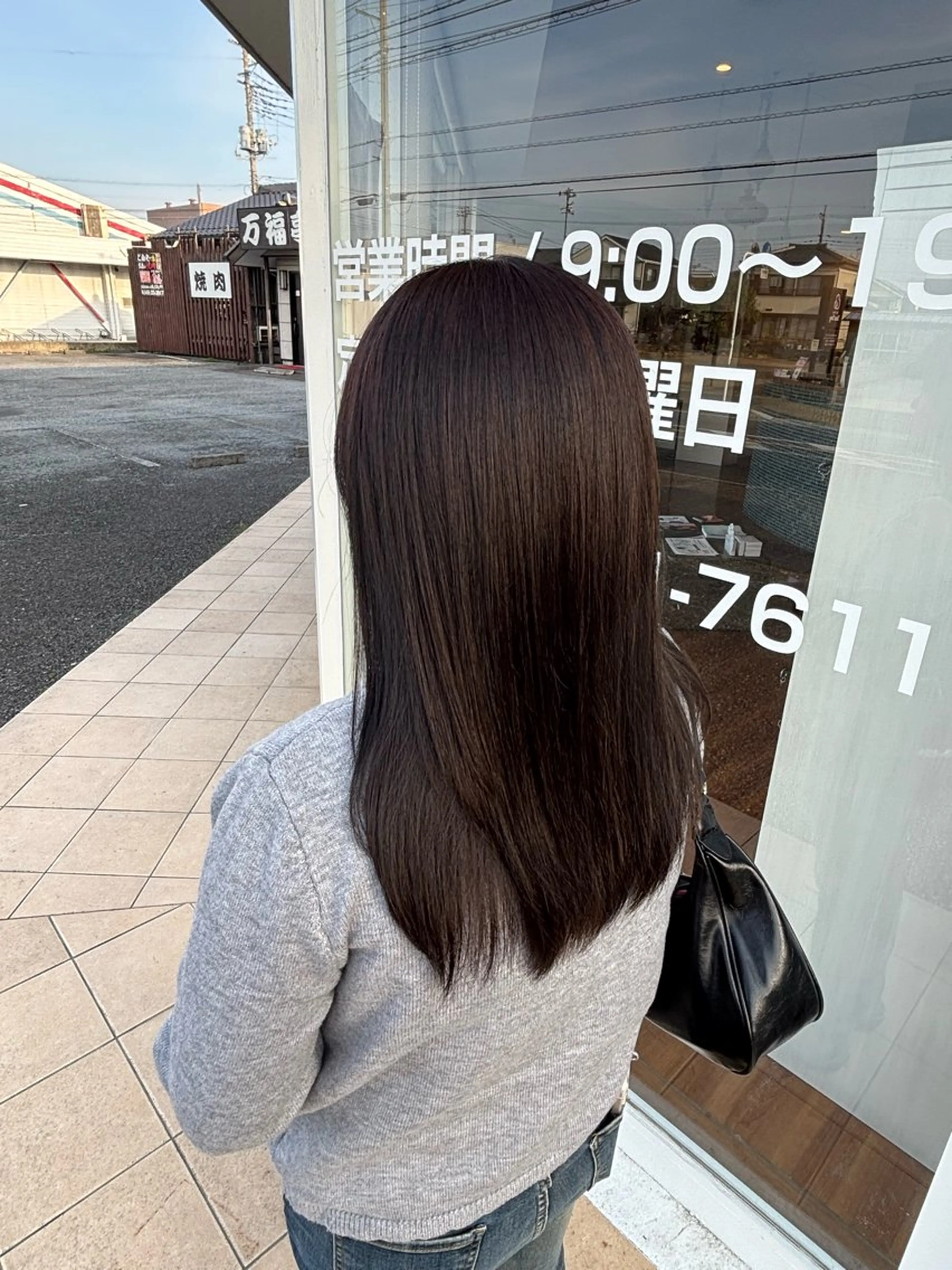 ロング レディースレイヤー× 透明感カラー/紗彩のヘアスタイル