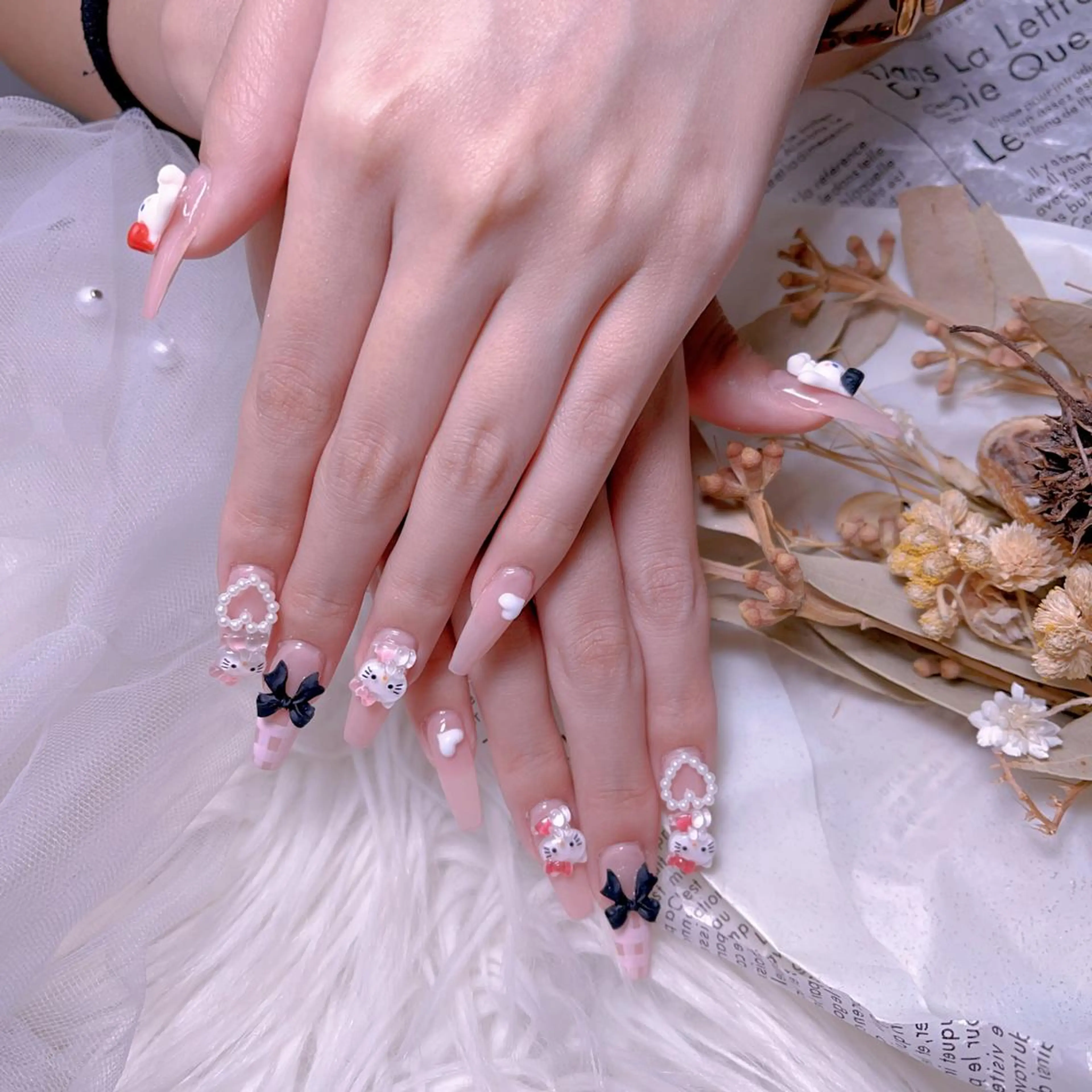 メンズ ネイル アートネイル フレンチネイル ジェルネイル キラキラネイル パラジェル Bloom スカルプ専門店のネイルデザイン