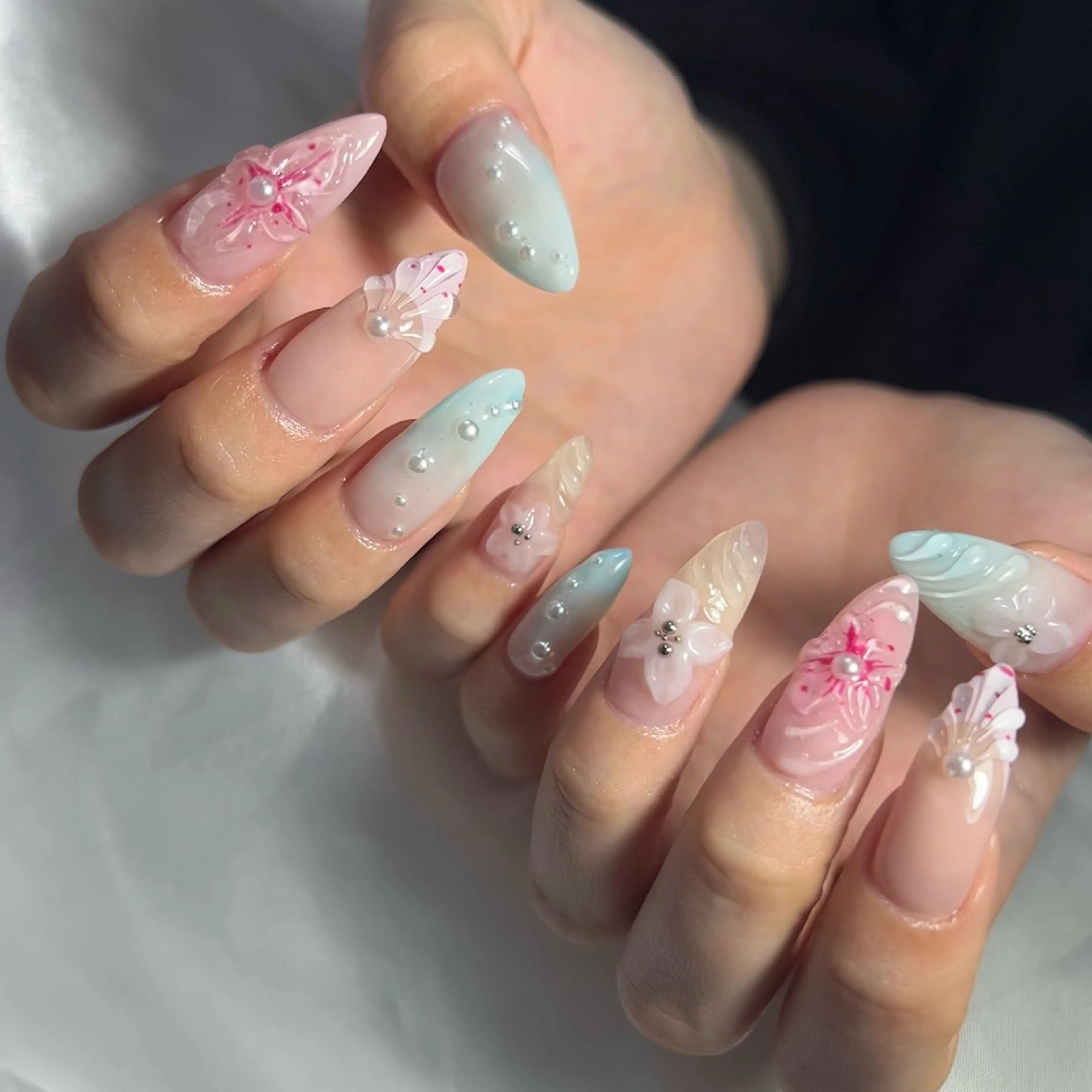 ネイル ハンドネイル nailroom‪ sb‪‪𓈒𓂂𓏸のネイルデザイン