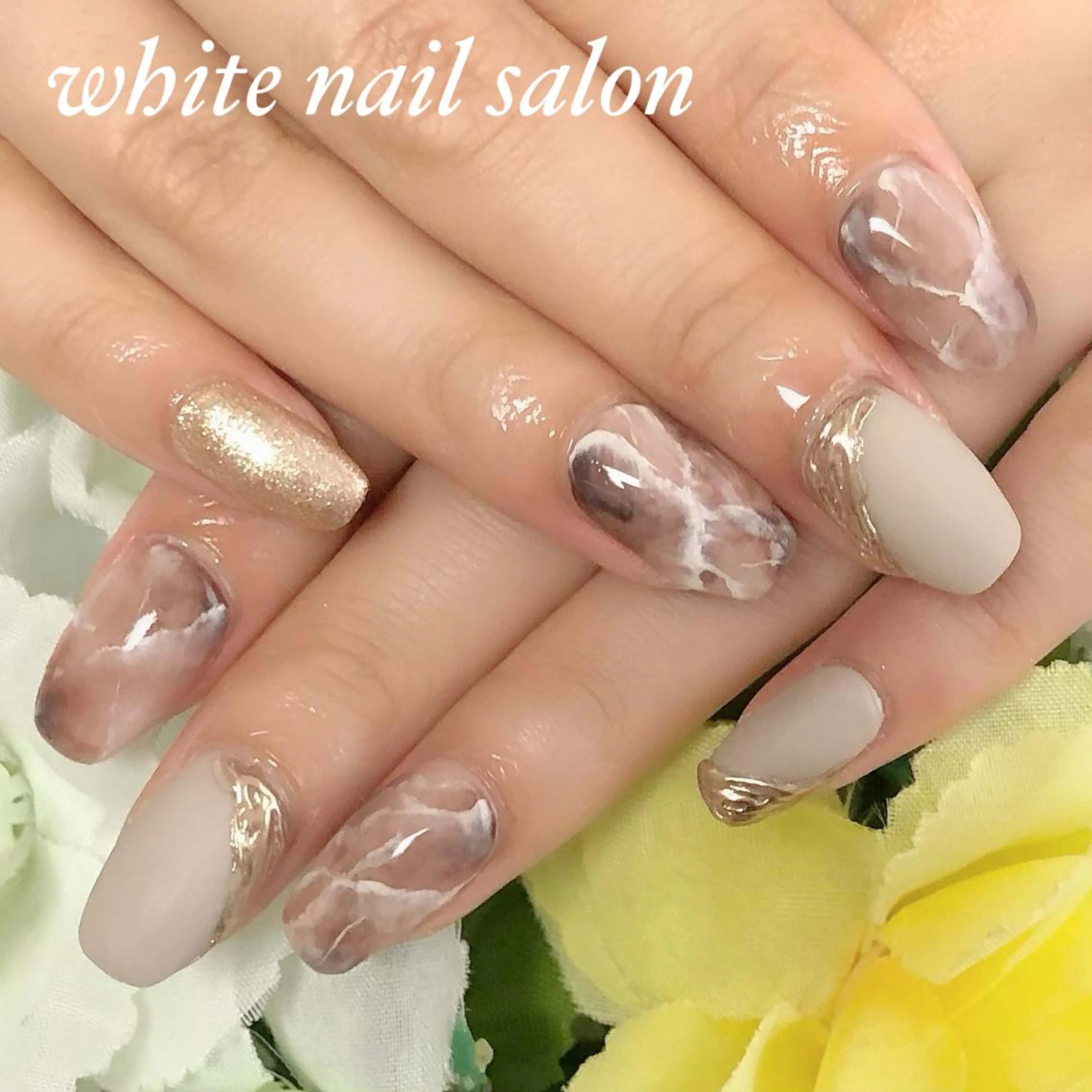 ネイル アートネイル フレンチネイル ジェルネイル ハードジェル 持ち込み ハンドネイル white nail salonのネイルデザイン
