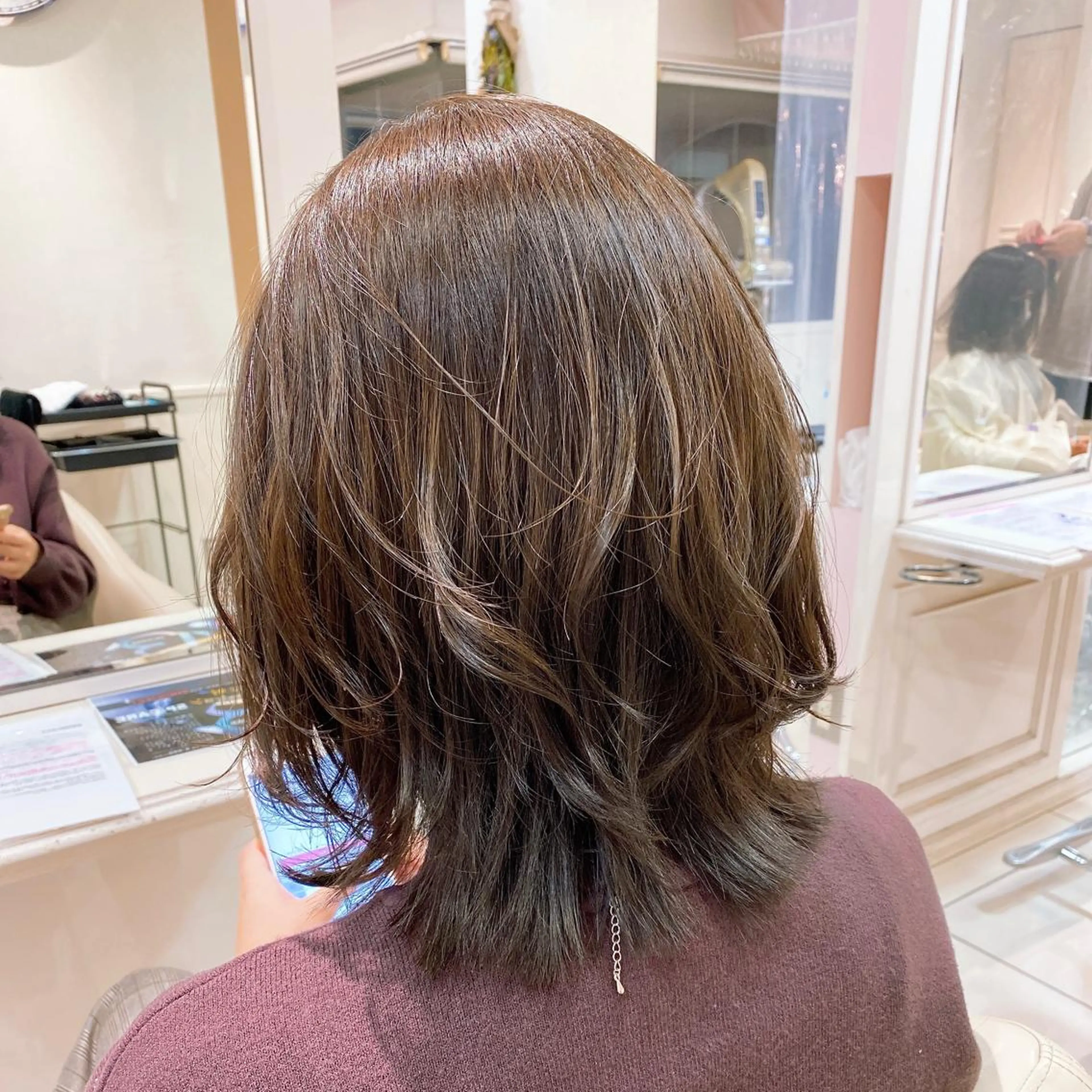 ミディアム 艶髪✨髪質改善カラー 楠本浩子のヘアスタイル