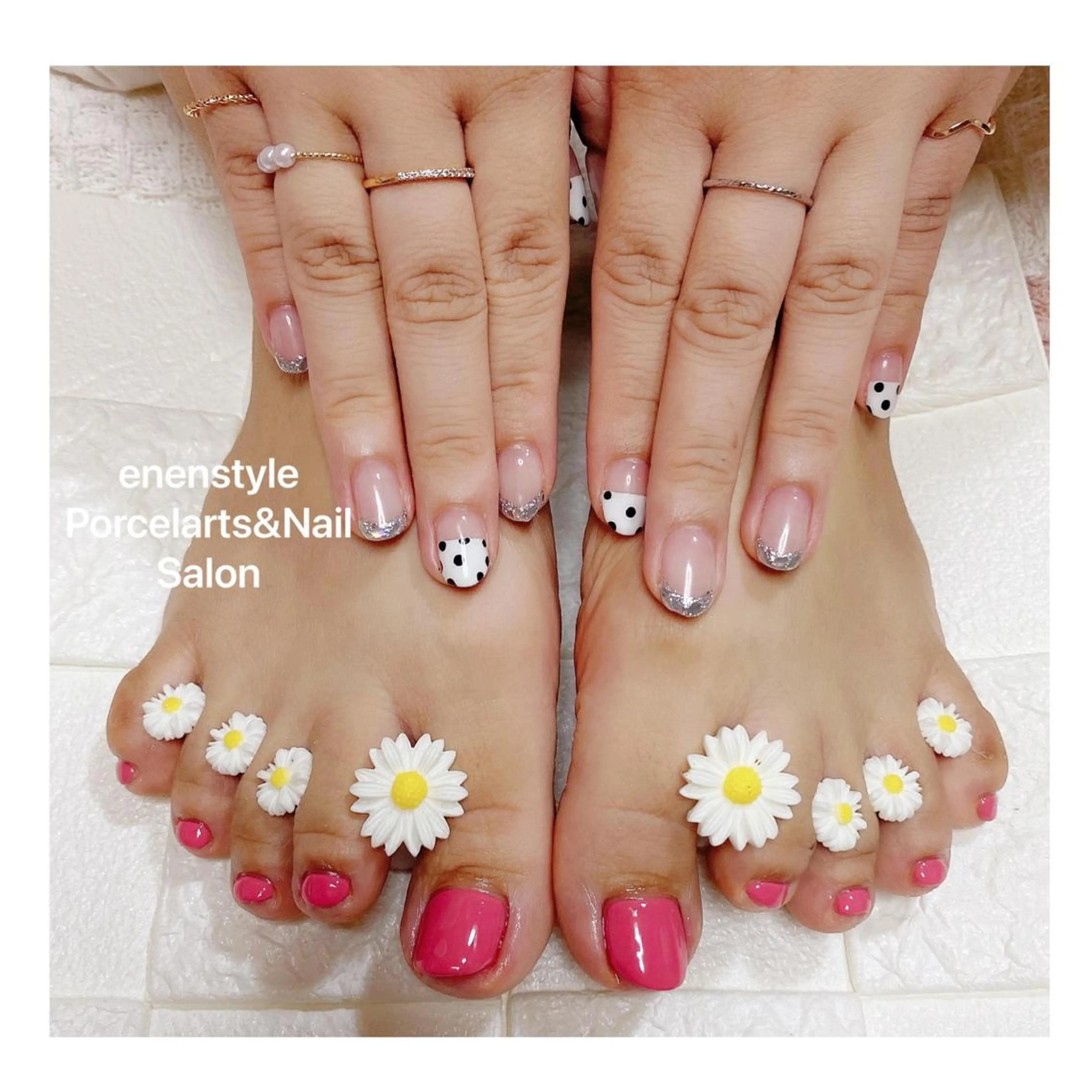 ミディアム ネイル 👑enen style👑のネイルデザイン