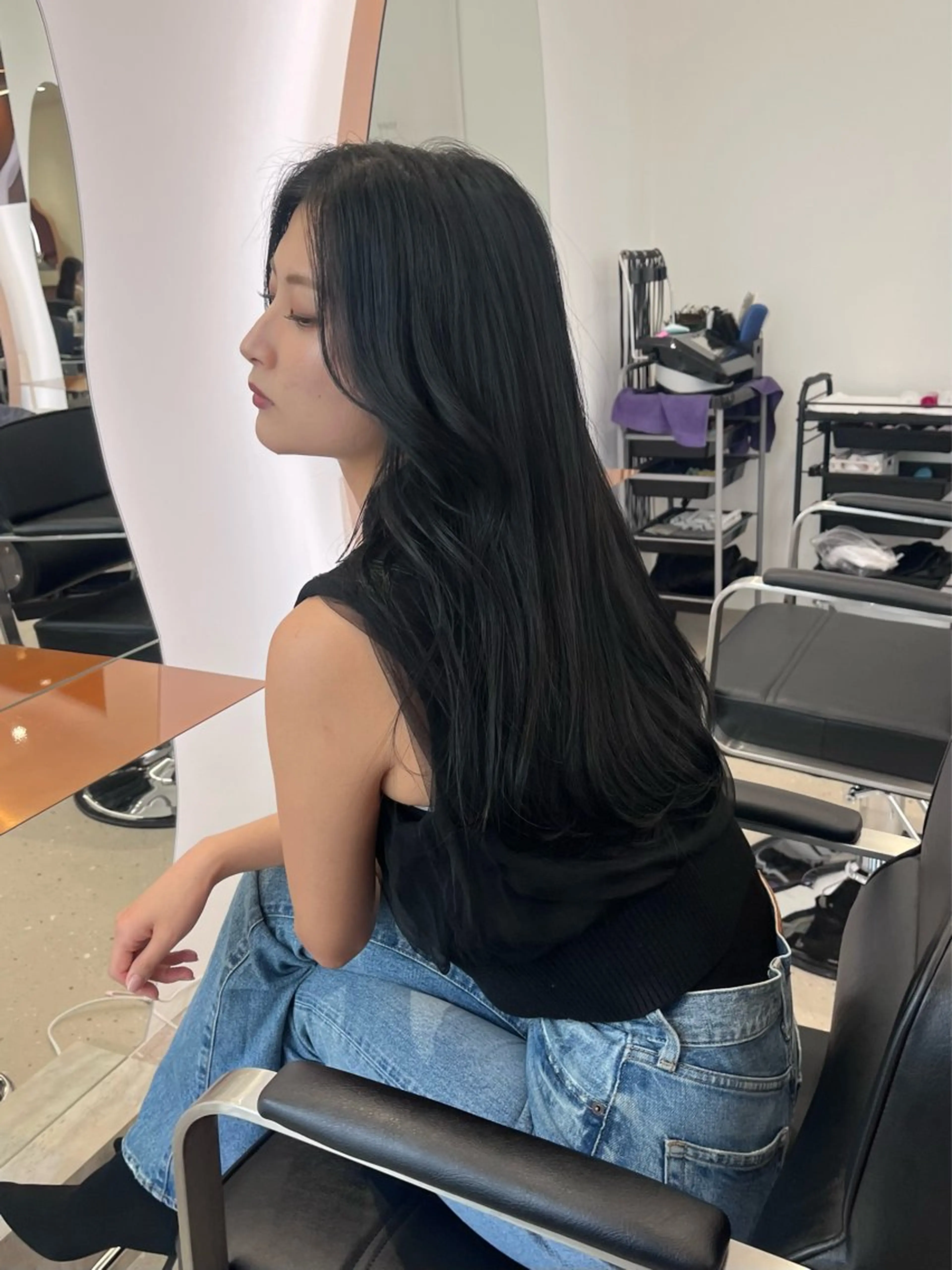 ロング カラー 吉田 美優のヘアスタイル