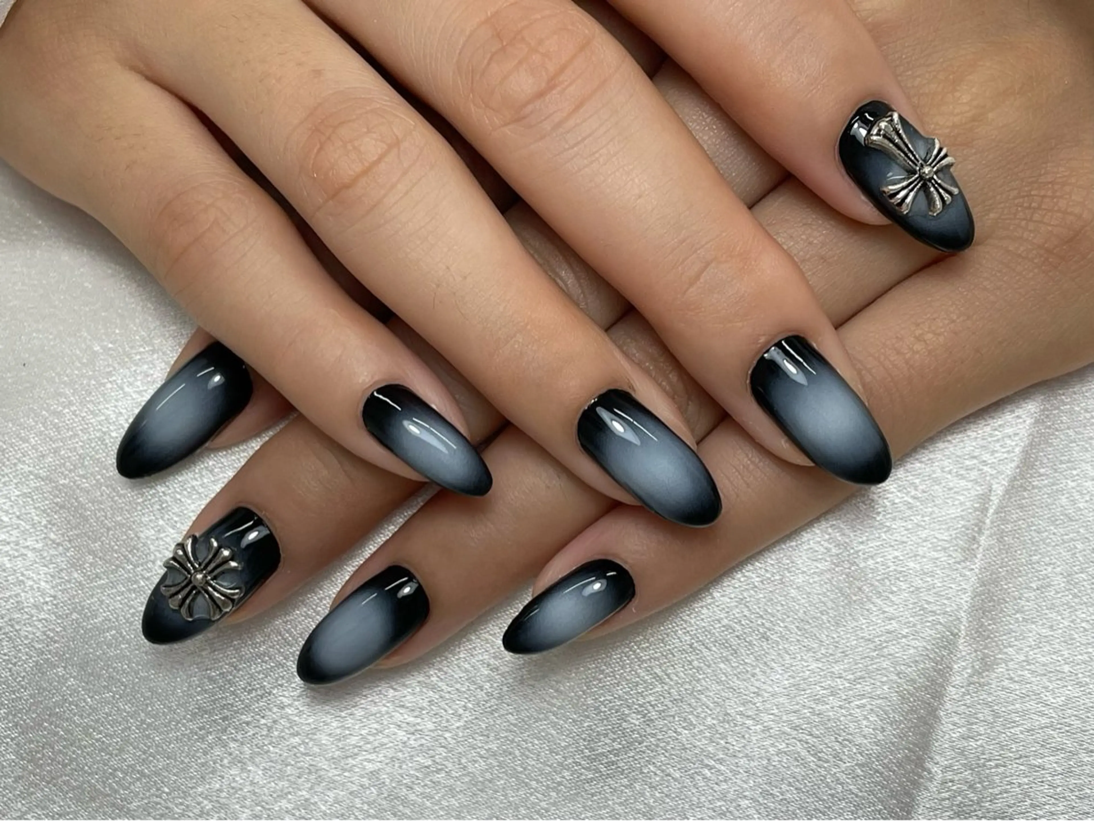 ネイル 持ち込み 夏 目のネイルデザイン