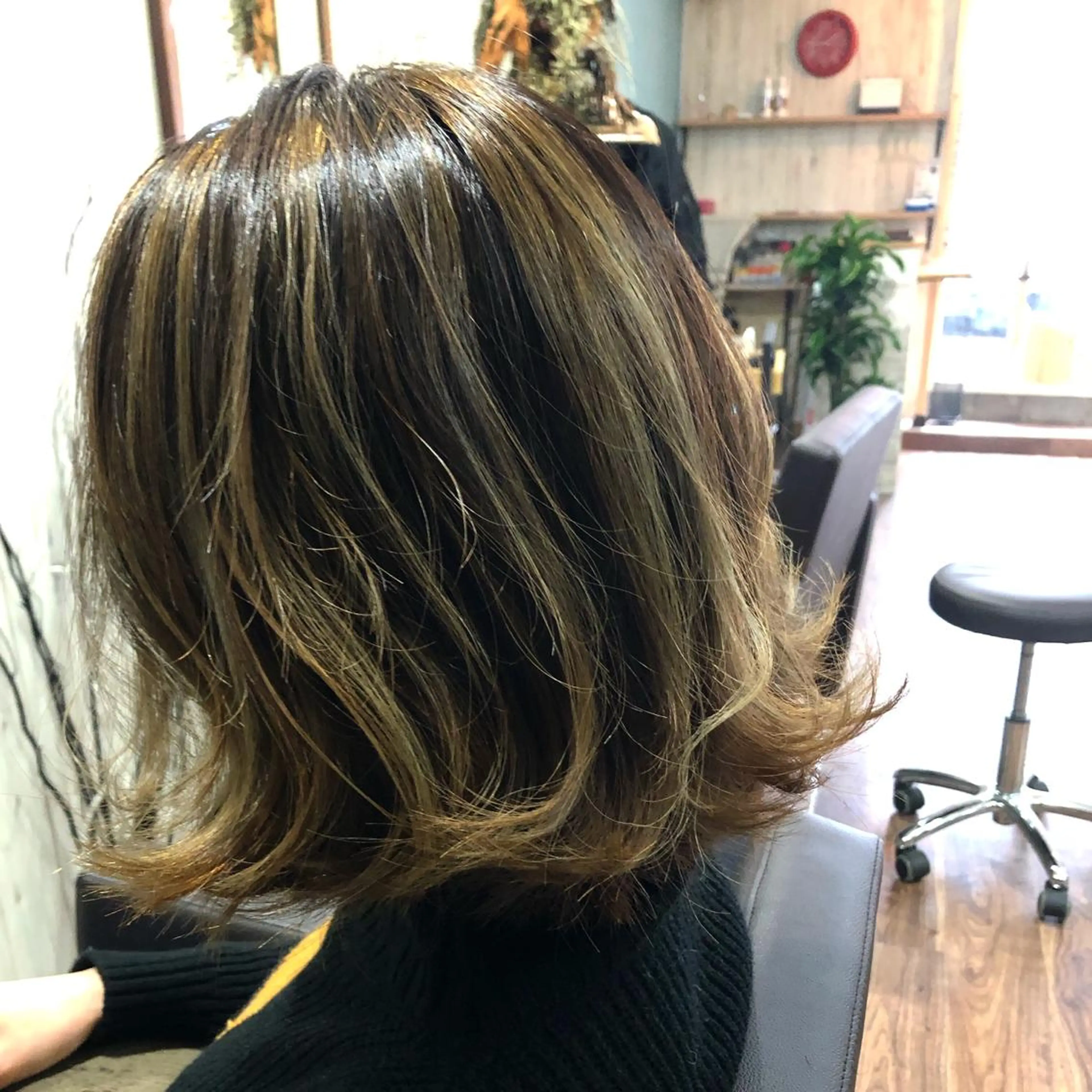 ミディアム 齊藤 篤士のヘアスタイル