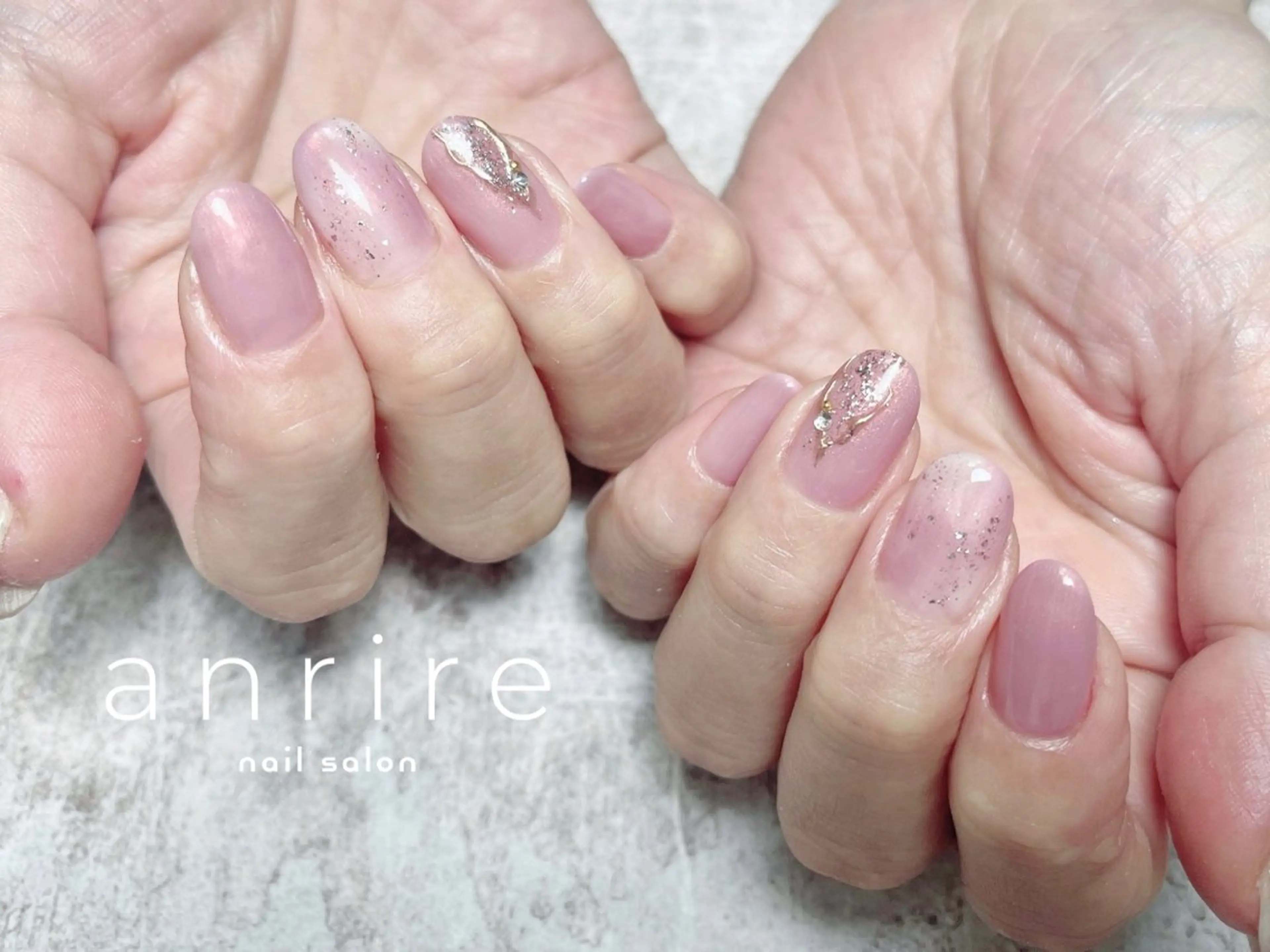 ネイル ジェルネイル キラキラネイル ラメ(グリッター) ミラーネイル ニュアンスネイル ハンドネイル nailsalon anrireのネイルデザイン