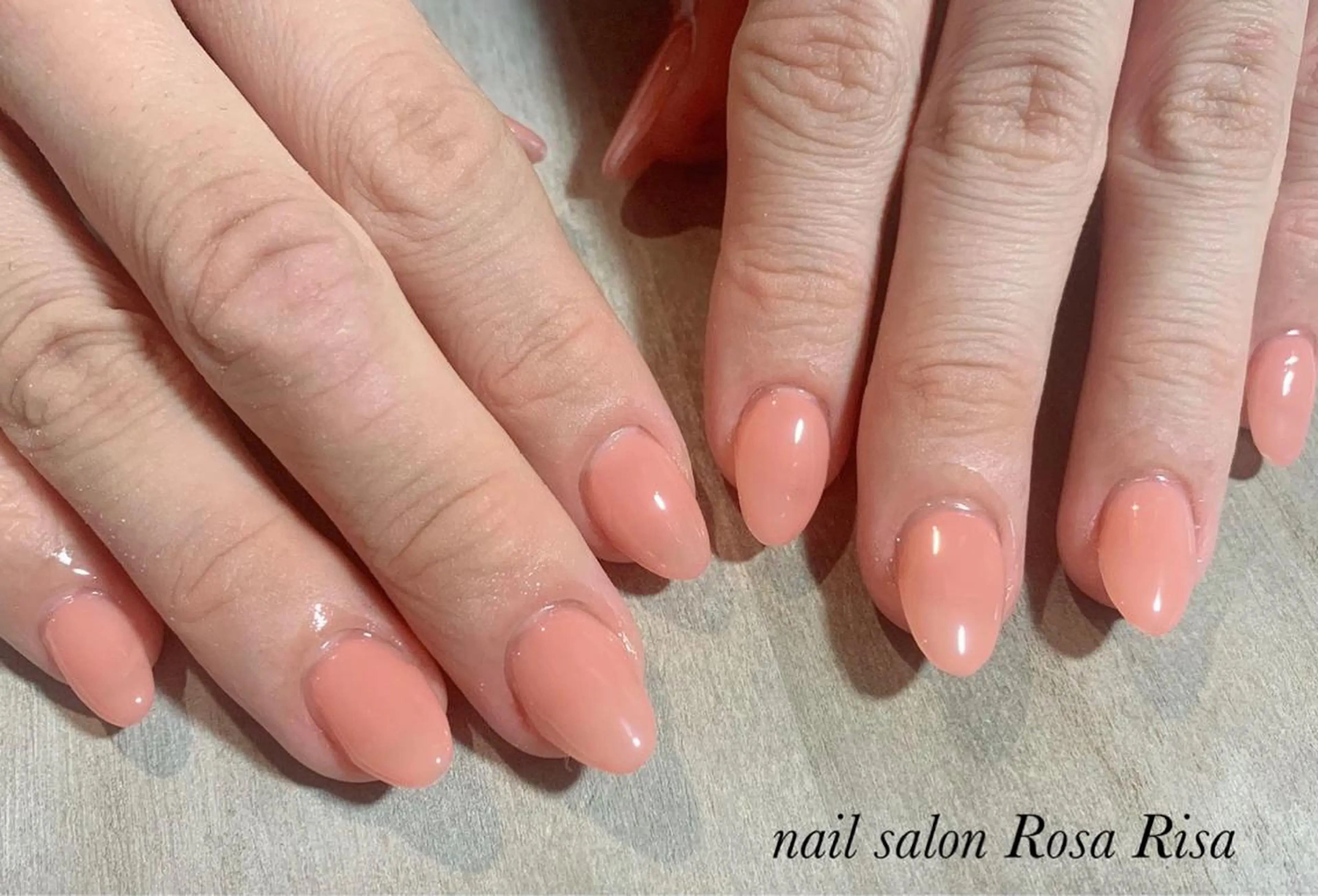 ミディアム ネイル ネイルスタジオ シェイクユアハンズのネイルデザイン