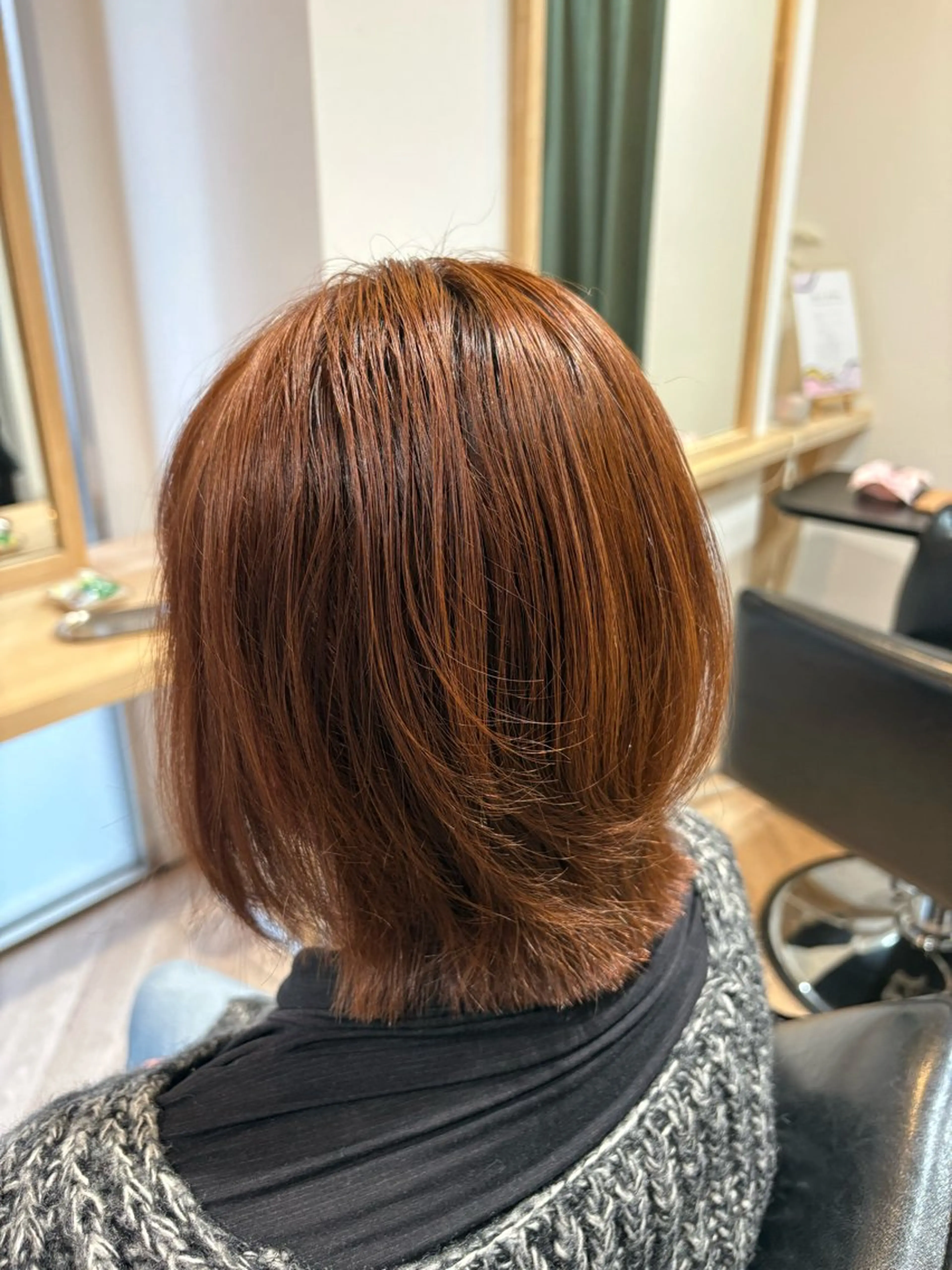 ショート ボブ くびれヘア レイヤーカット 荒木 帆香のヘアスタイル