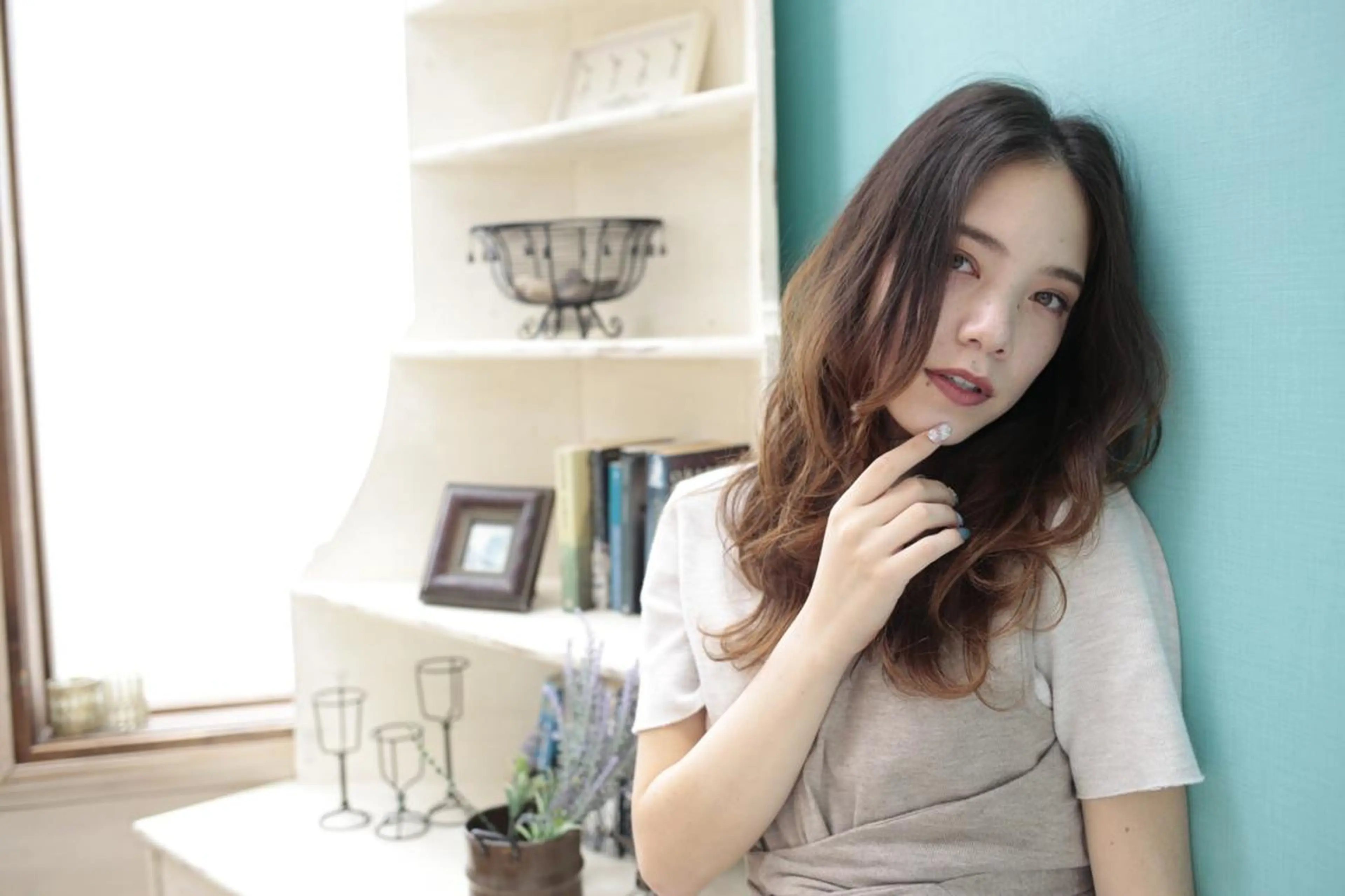 ミディアム 宮内 真乃のヘアスタイル