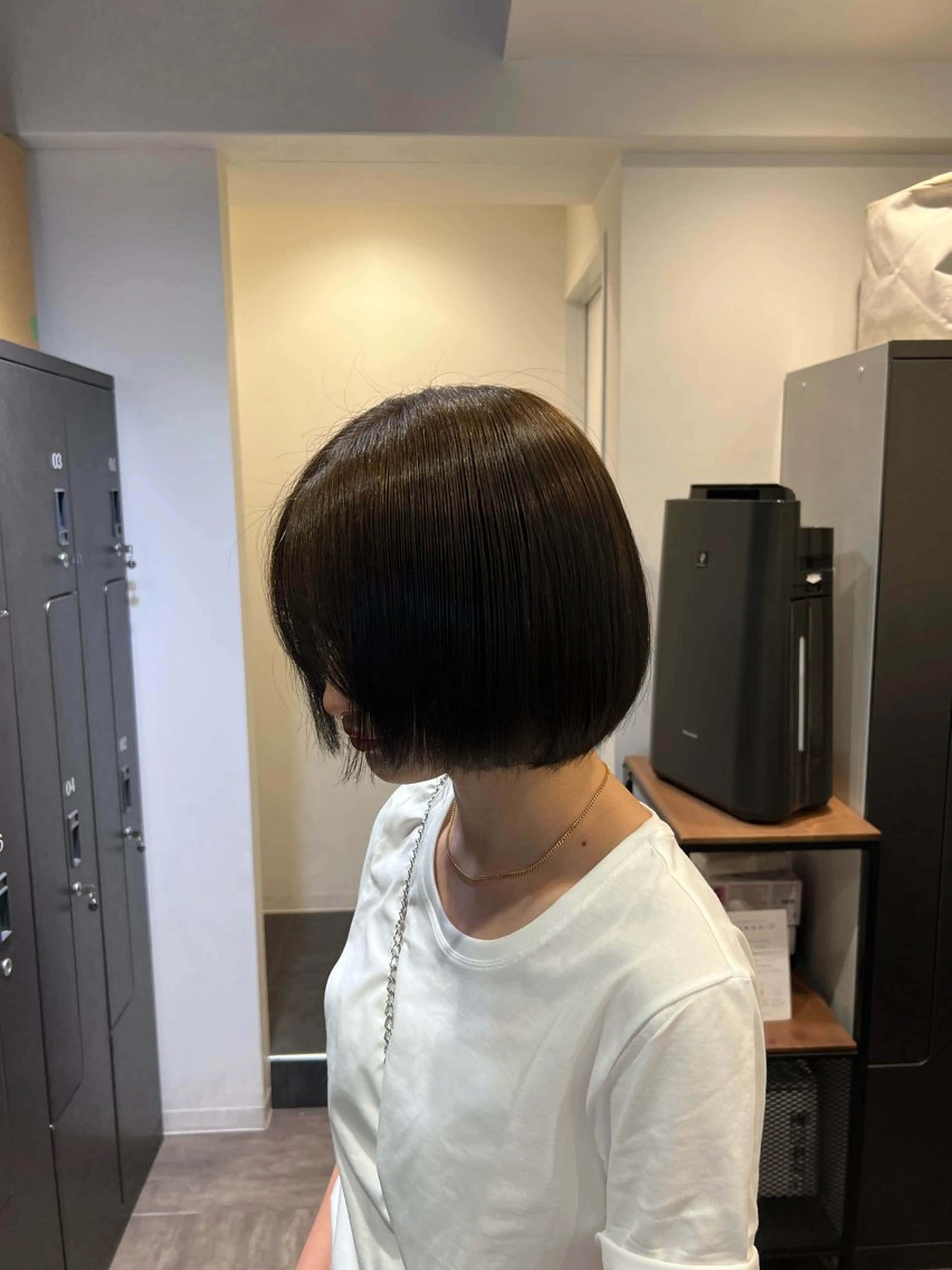 ミディアム カラー ブラウンカラー カット ヘアカラー トリートメント SHU｜レイヤー カット/パーマのヘアスタイル