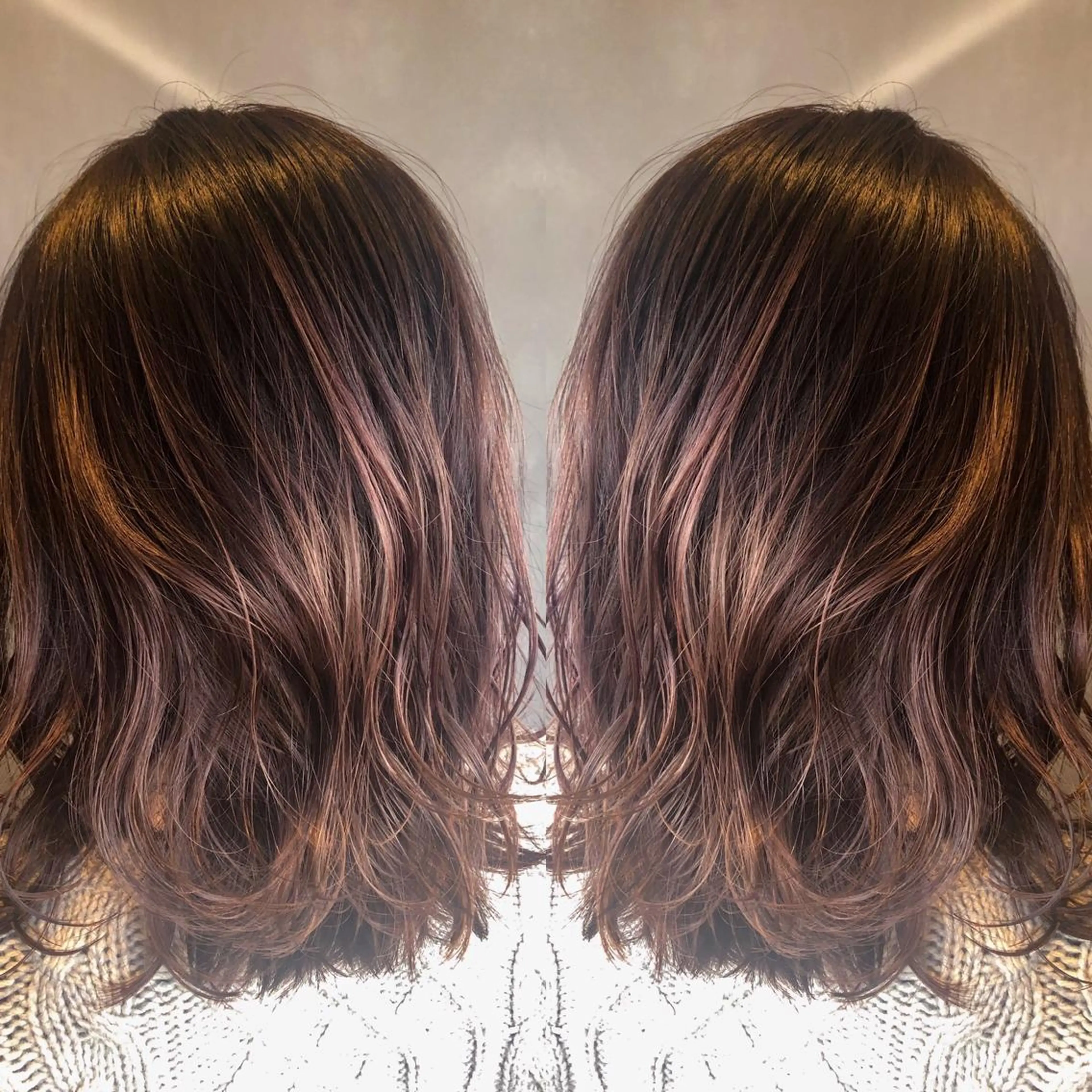 ミディアム カラー バレイヤージュ ピンクカラー レッドカラー レイヤーカット 長谷川 沙紀のヘアスタイル