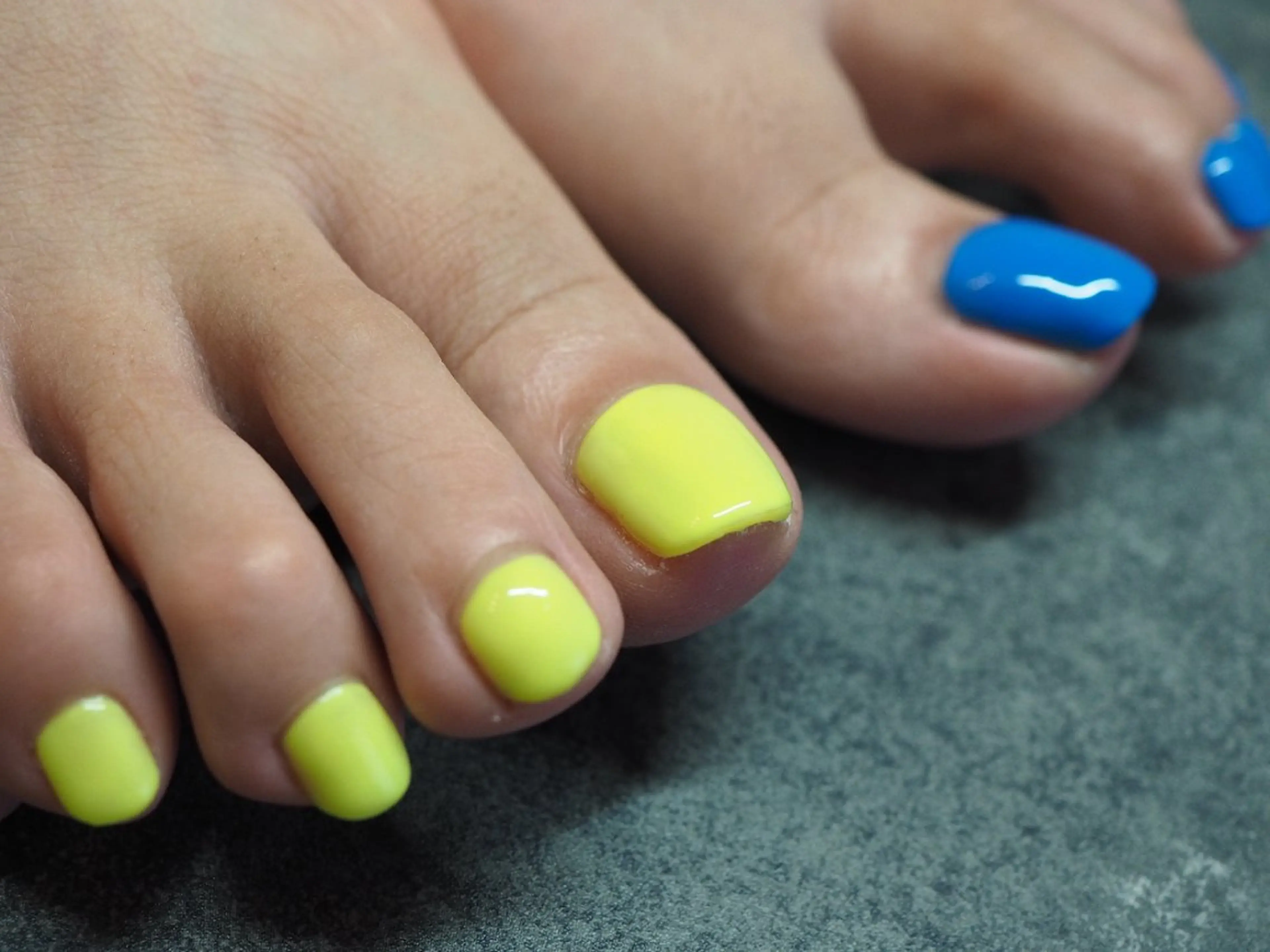 ネイル フットネイル フットネイル アトリエマッジョ madokaのネイルデザイン