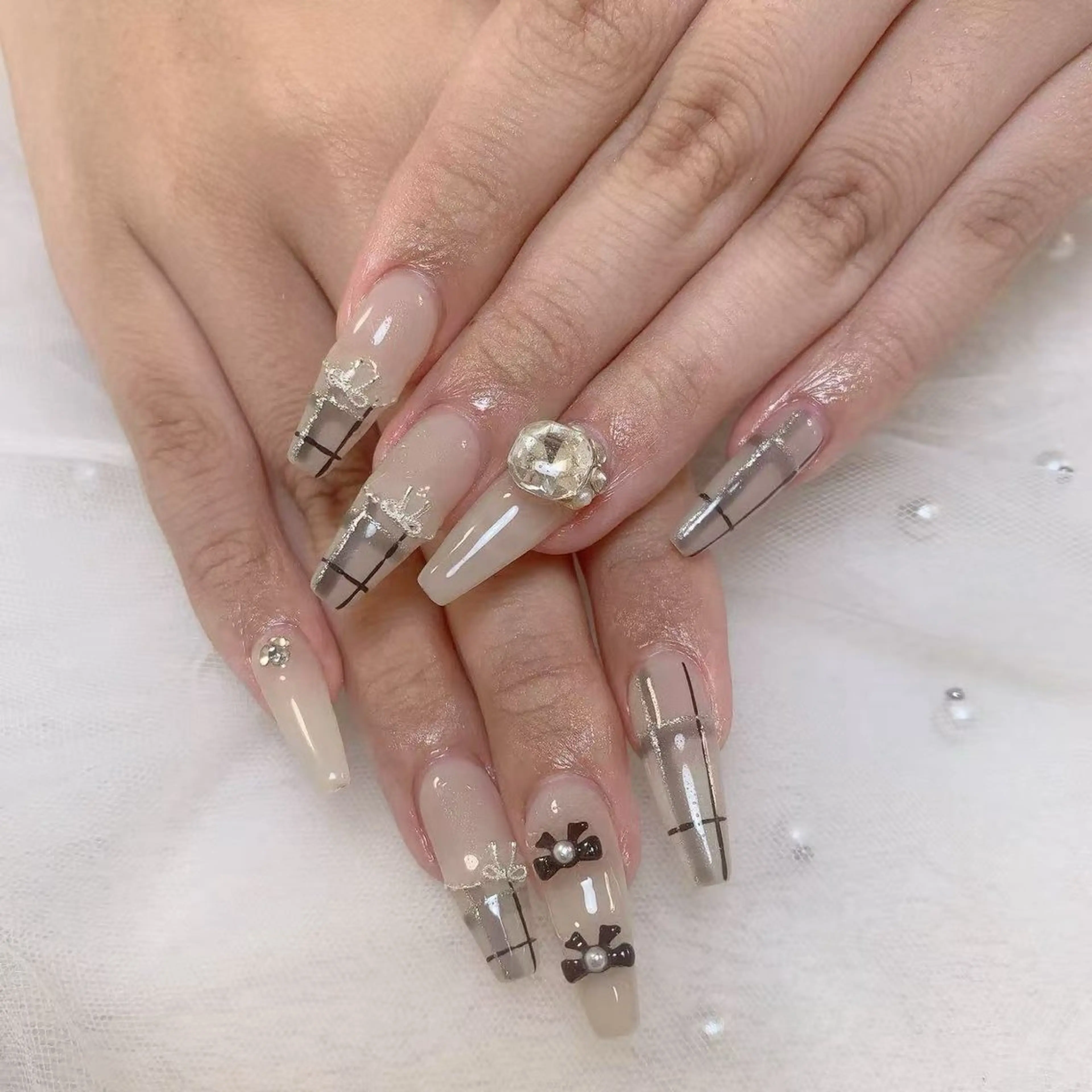 ネイル ハンドネイル ネイルサロン lotusのネイルデザイン