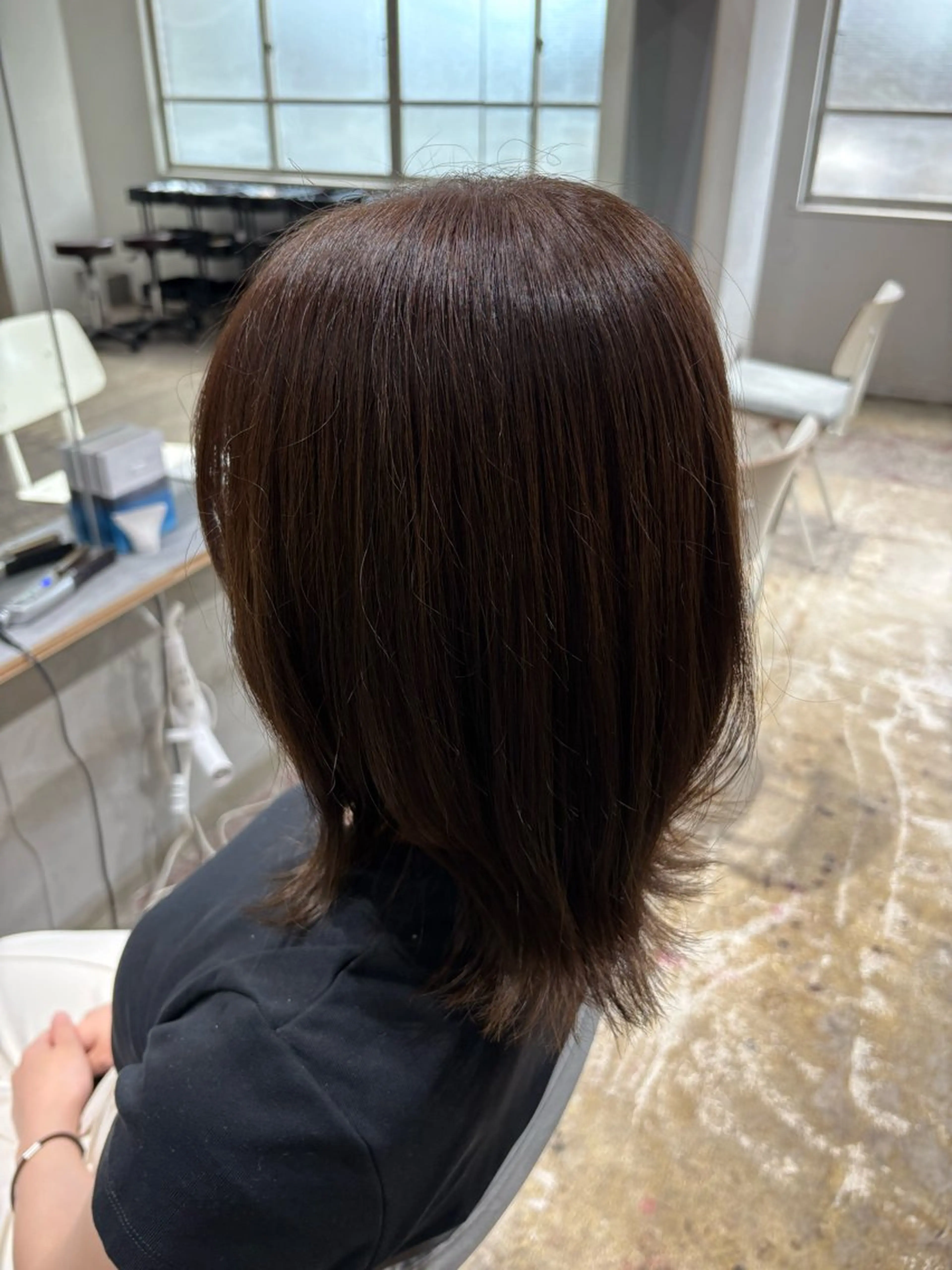 ミディアム カラー オリーブカラー カット ヘアカラー 玉置 七海のヘアスタイル