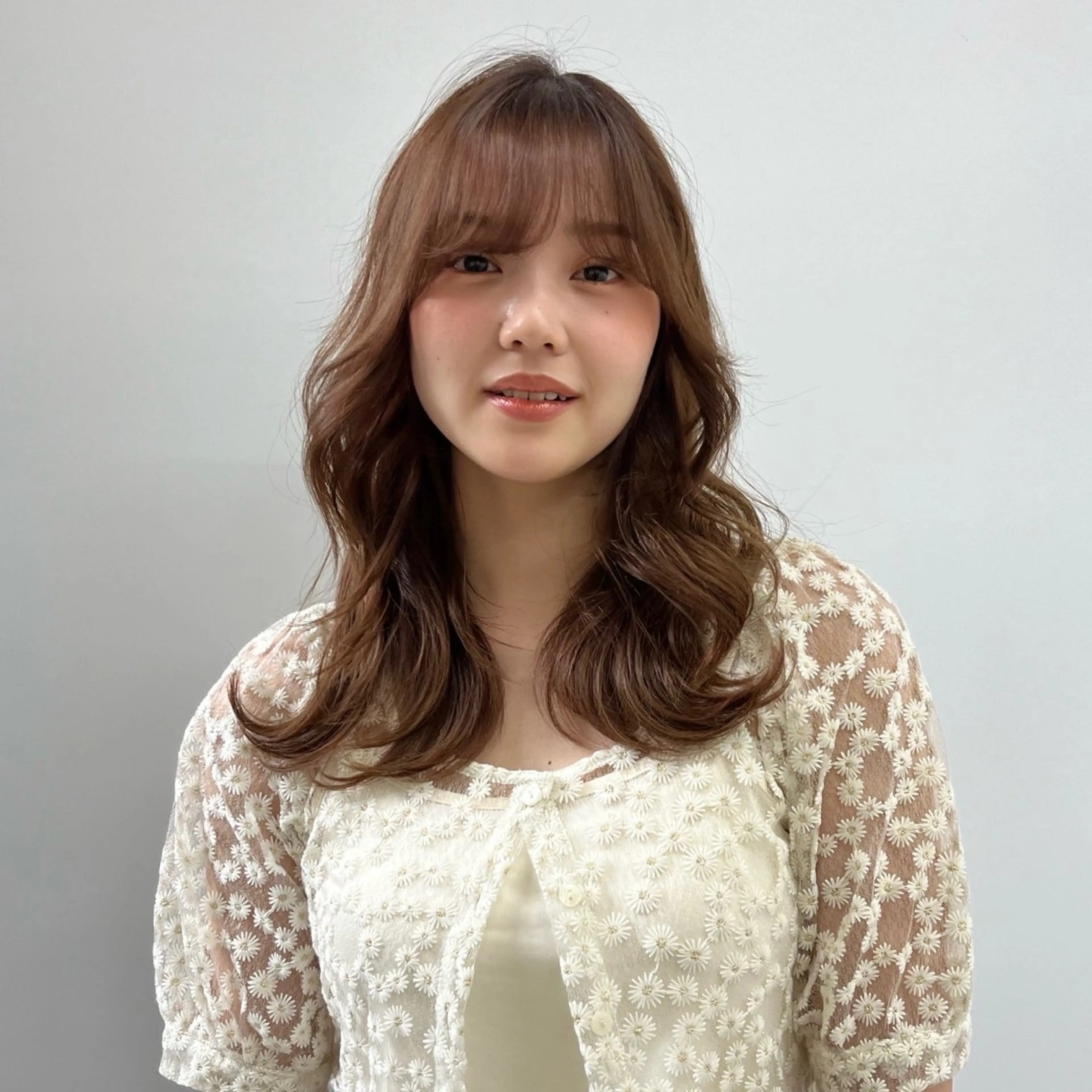 セミロング カラー アイブロウモデル 募集中🍒/北爪まゆのヘアスタイル