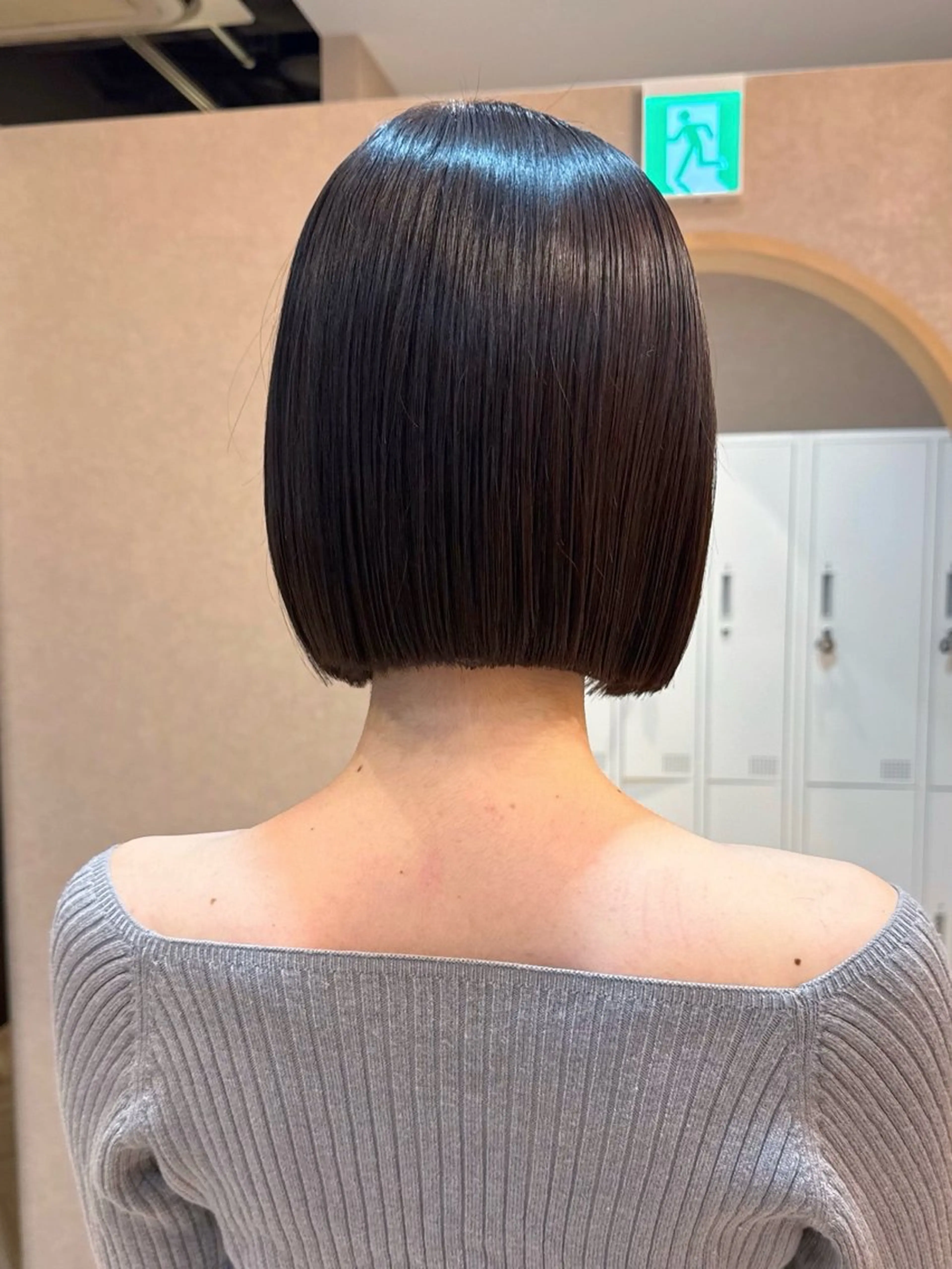 ショート カラー ボブ/レイヤー/ グレージュ/moyuのヘアスタイル