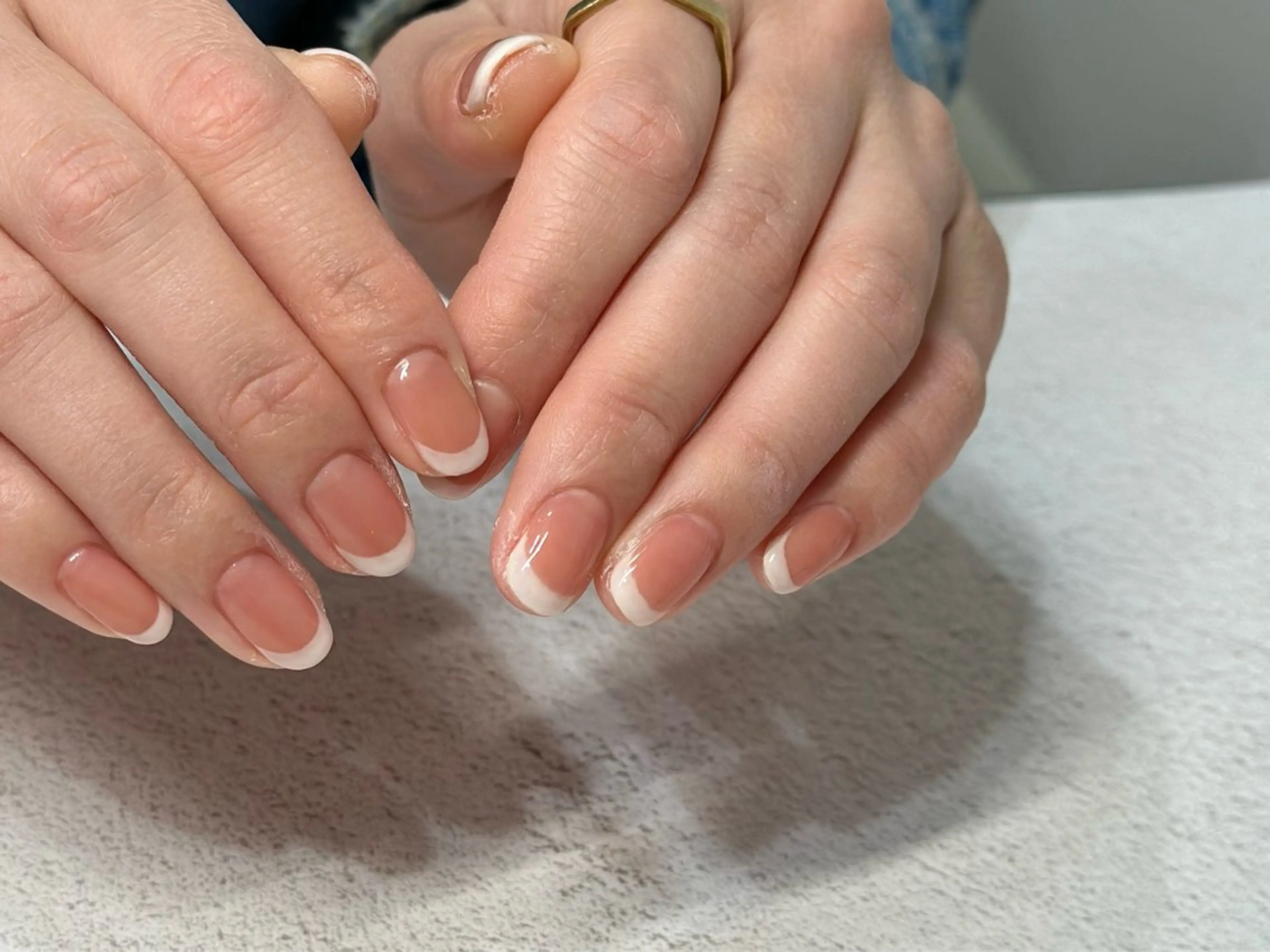 ネイル フレンチネイル ジェルネイル 持ち込み ニュアンスネイル パラジェル ハンドネイル Kotoha （ことは）のネイルデザイン