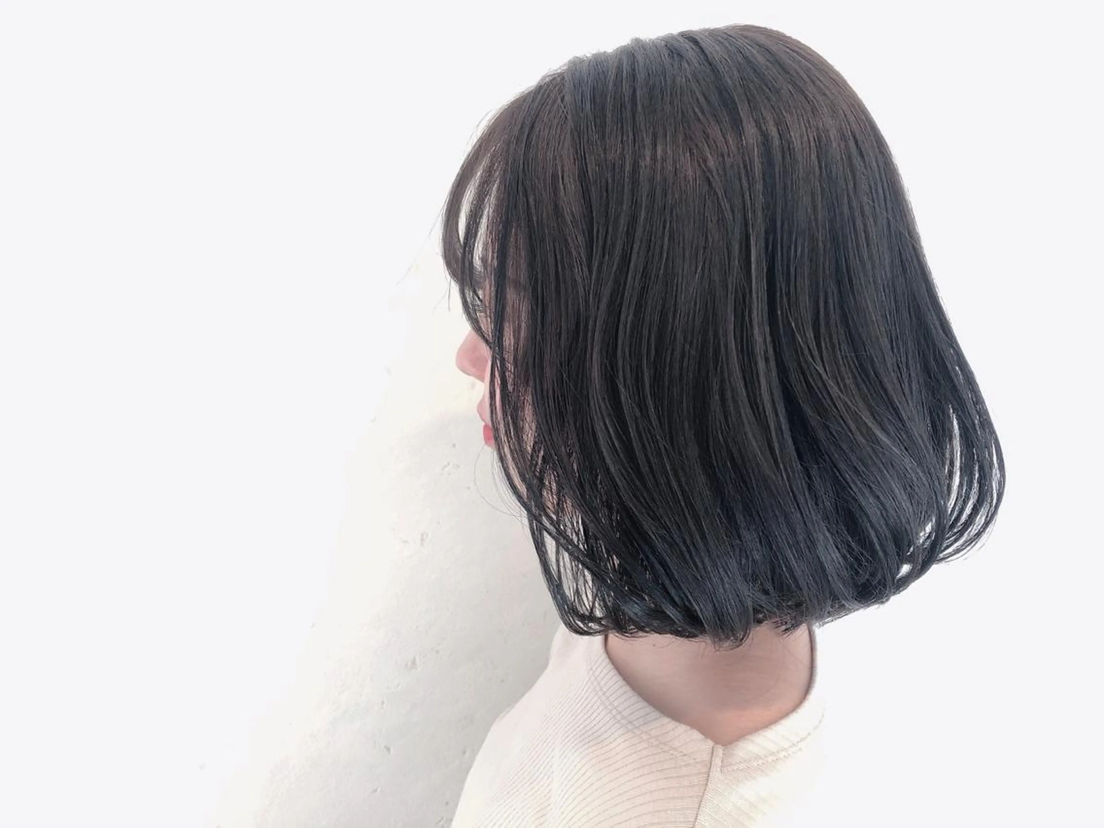 ミディアム カラー 伊藤 さやかのヘアスタイル