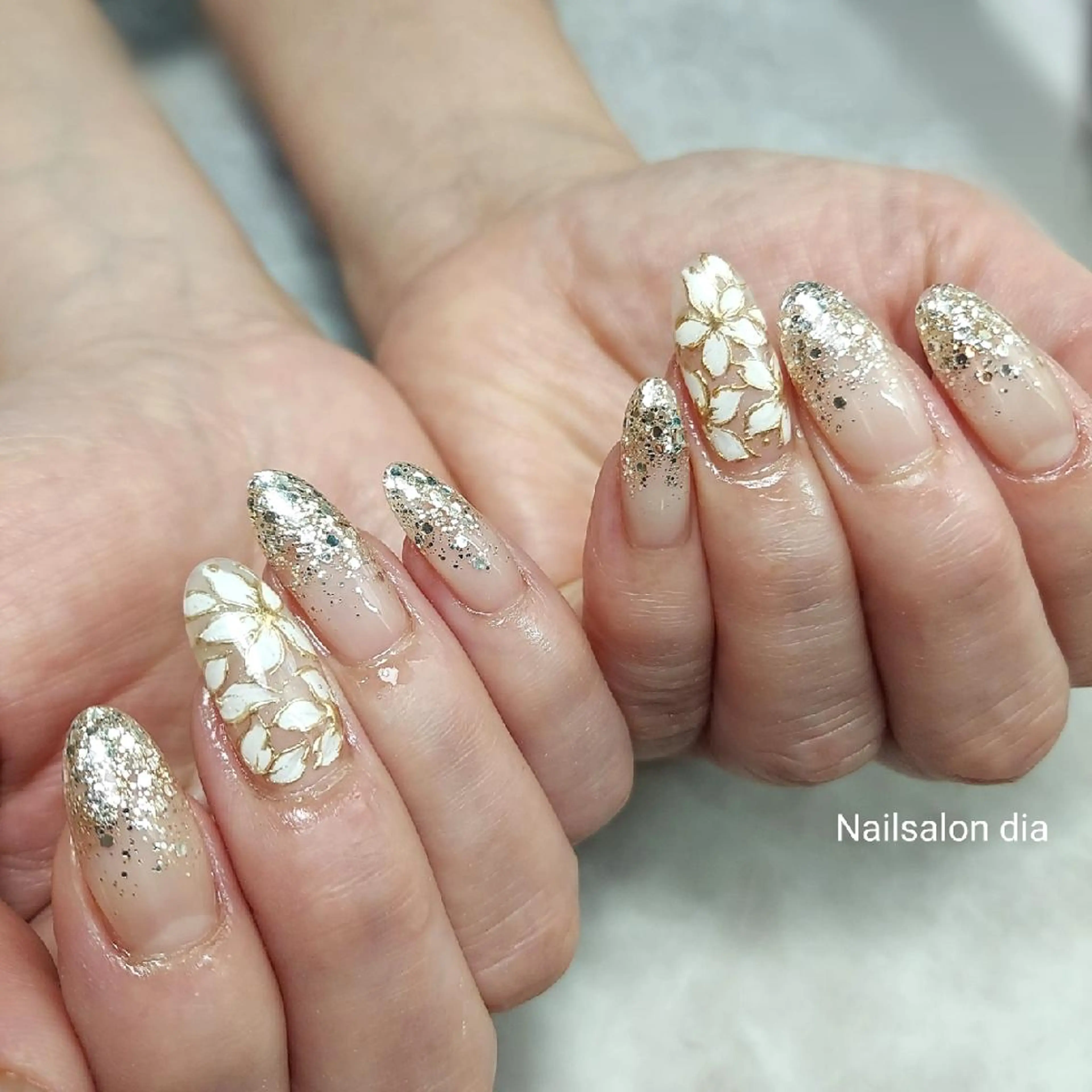 2本アート【オフ・ケア込み♡】の写真