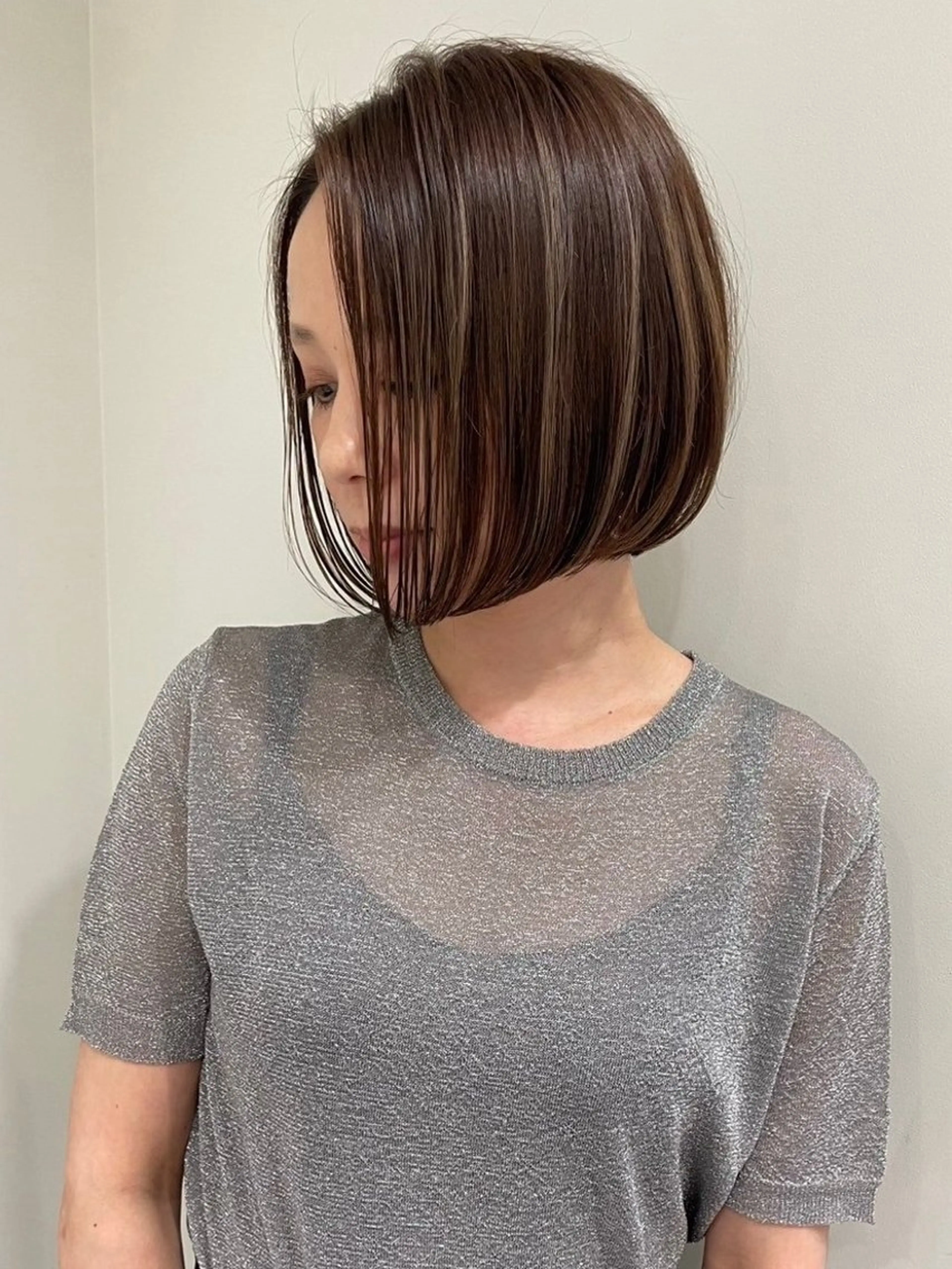 ショート カラー ブリーチ ハイライトカラー ハイライト 似合わせ/レイヤー/ ボブ Senriのヘアスタイル