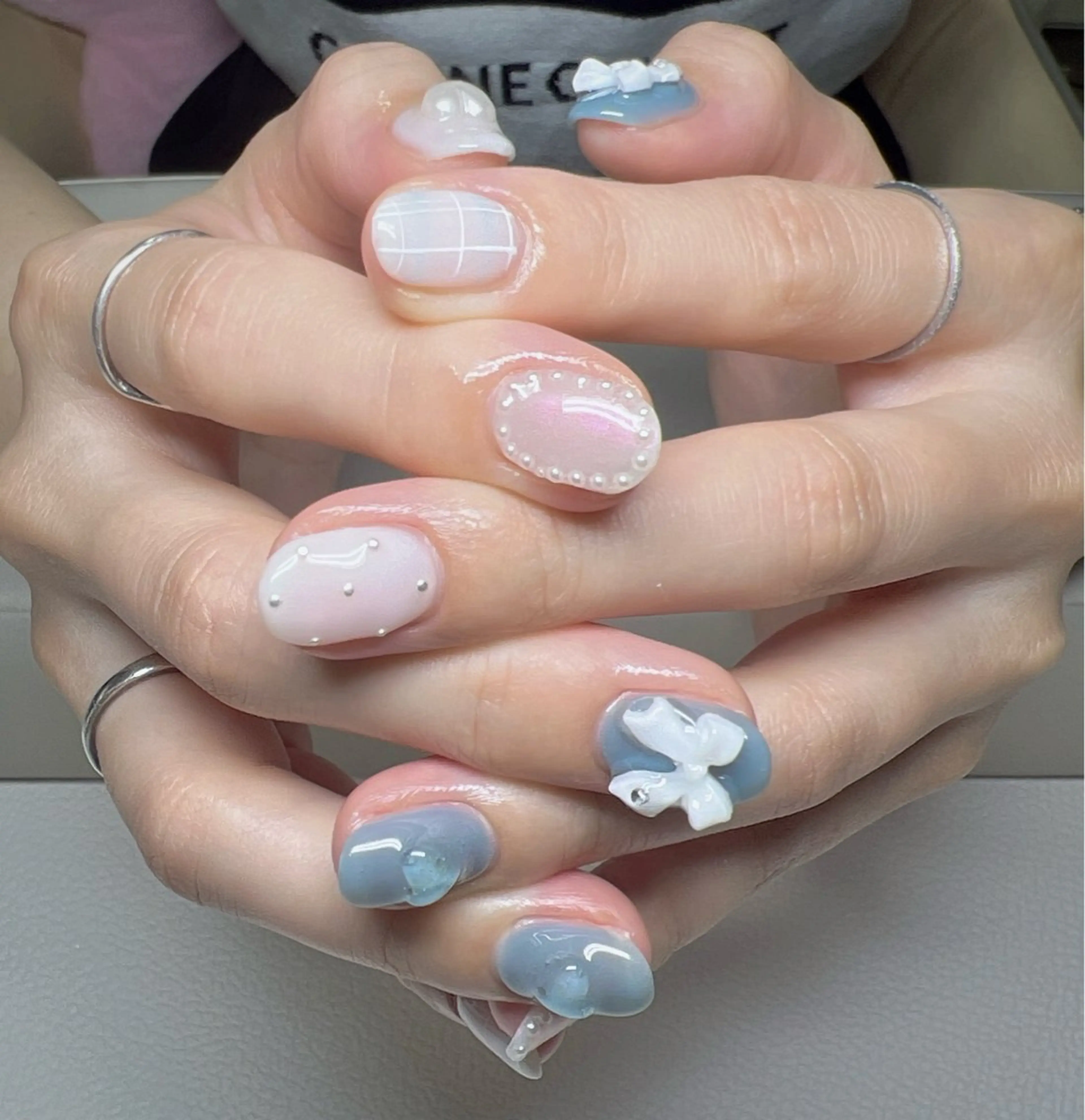 ネイル Rarity ネイルサロンのネイルデザイン