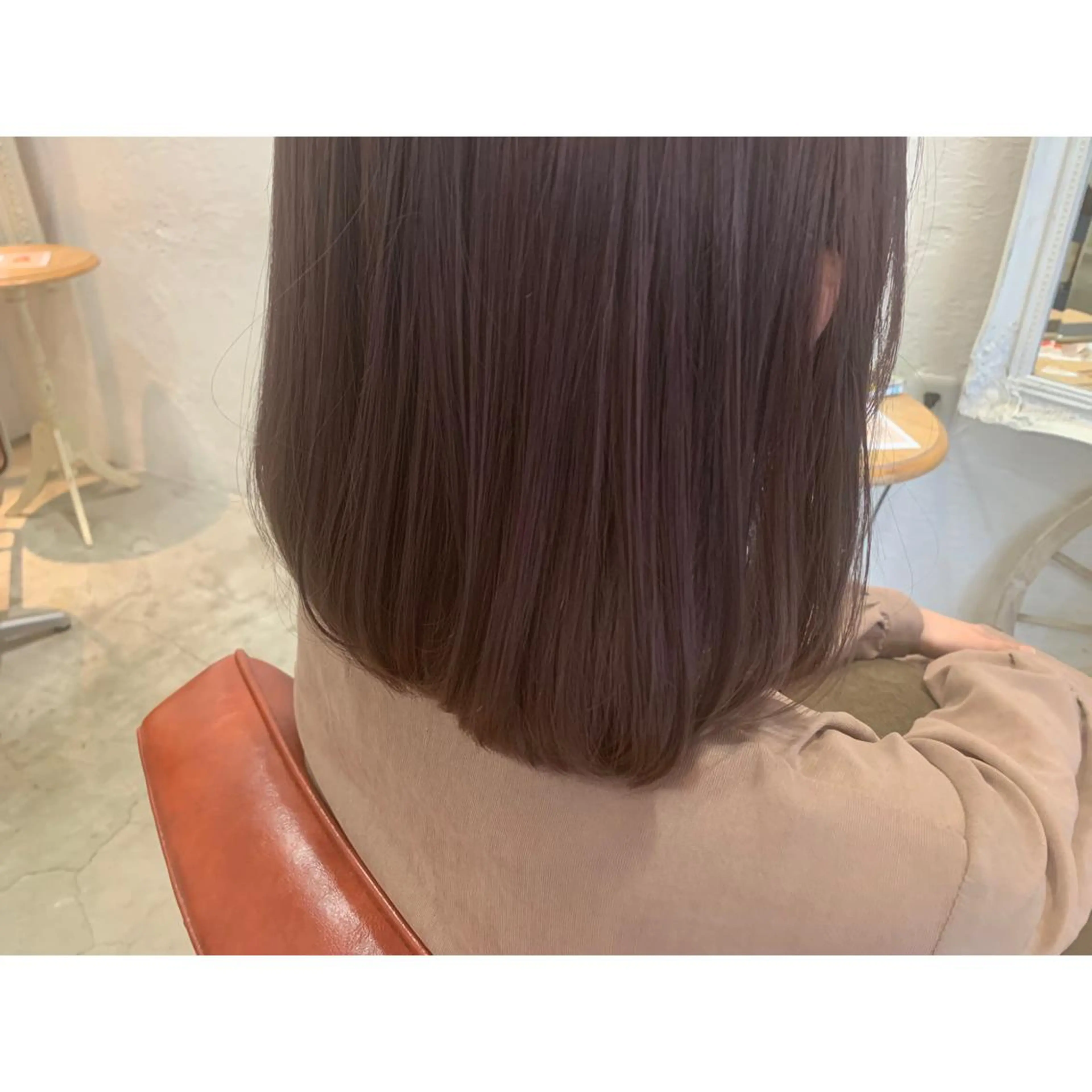 ミディアム カラー fio マナミのヘアスタイル